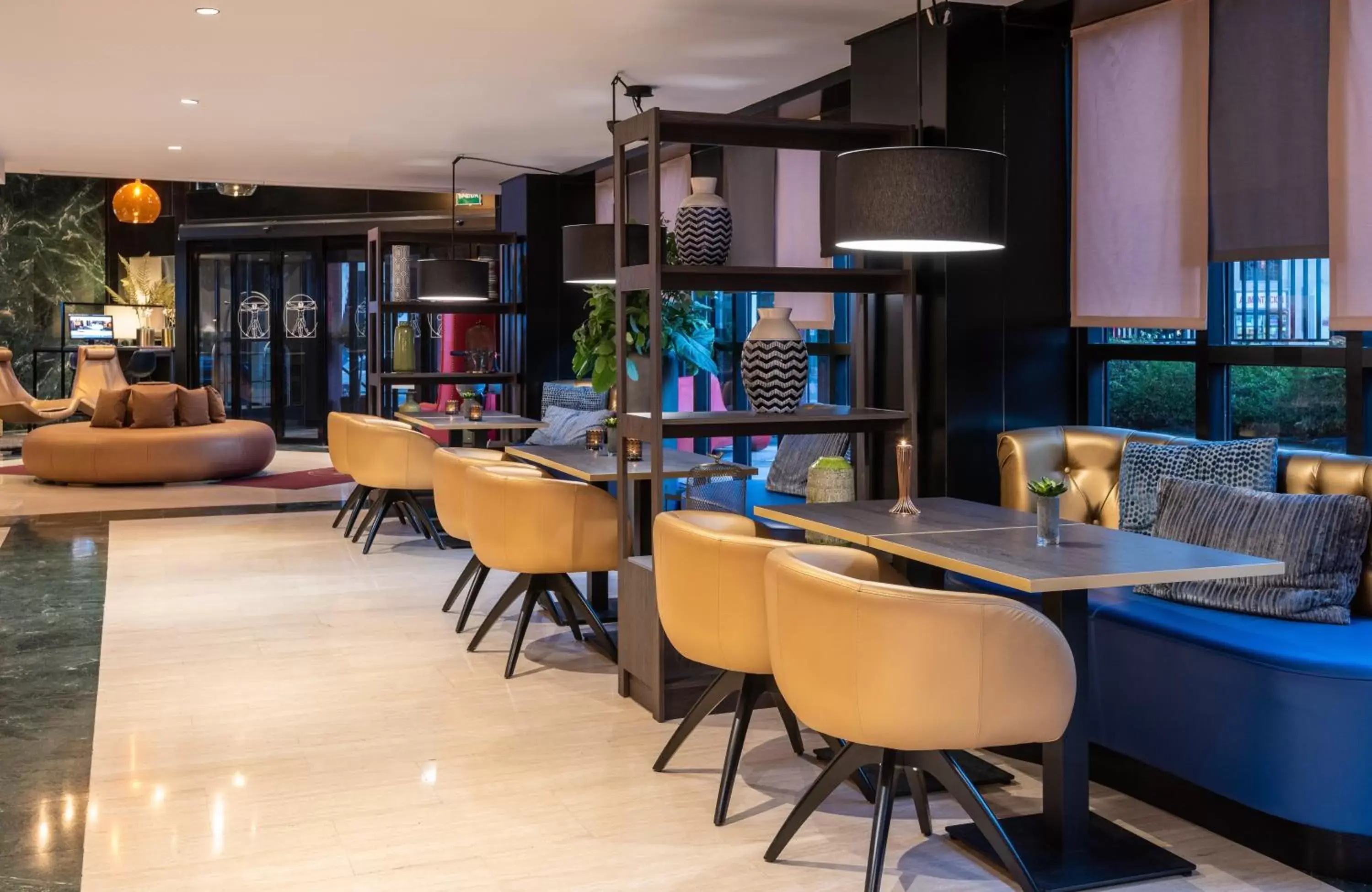Lobby or reception, Lounge/Bar in Leonardo Hotel Madrid City Center