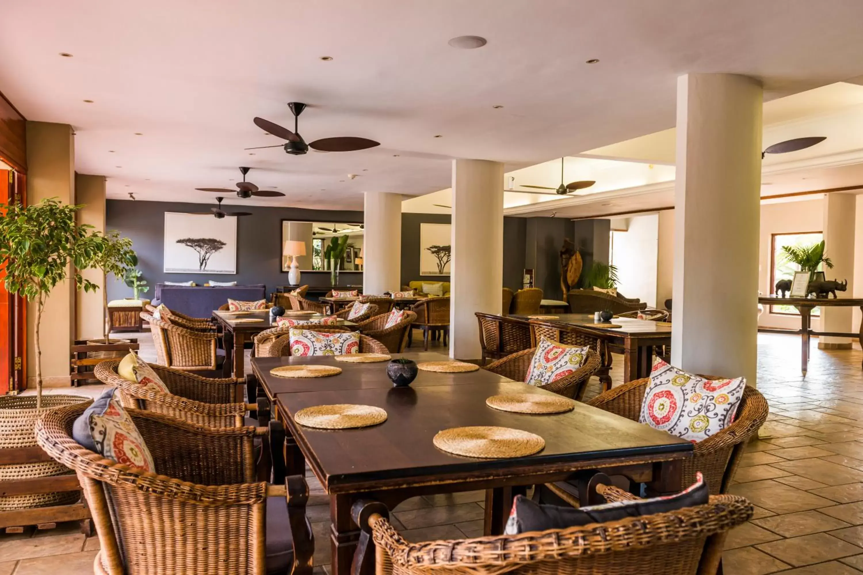 Restaurant/Places to Eat in ANEW Hotel Hluhluwe