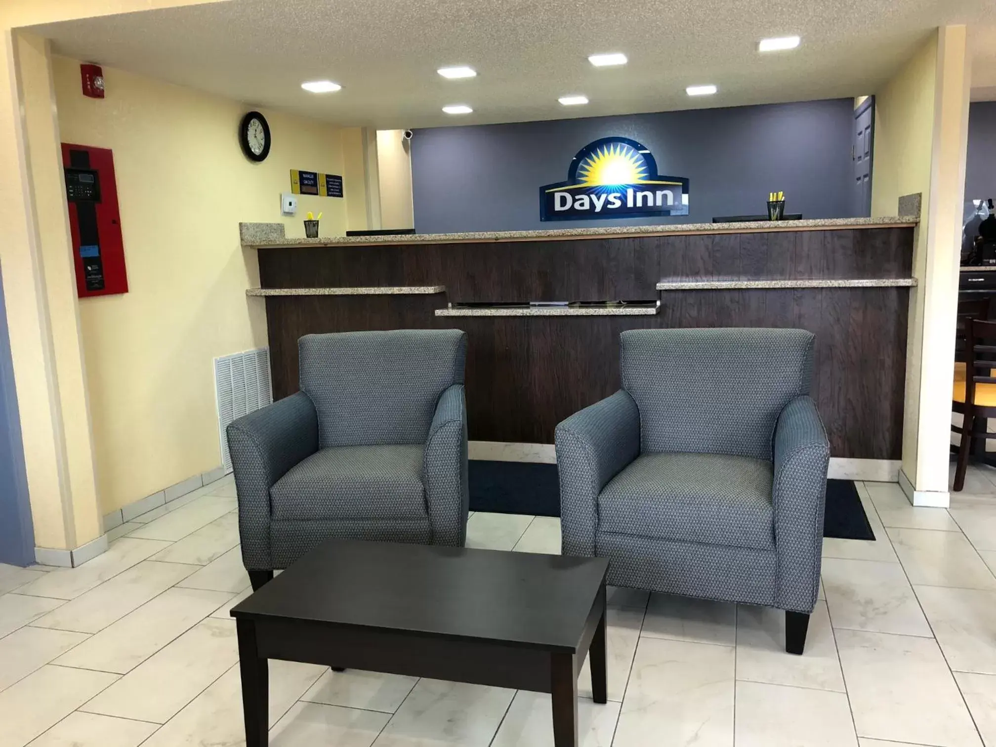 Seating area, Lobby/Reception in Days Inn by Wyndham Charles Town