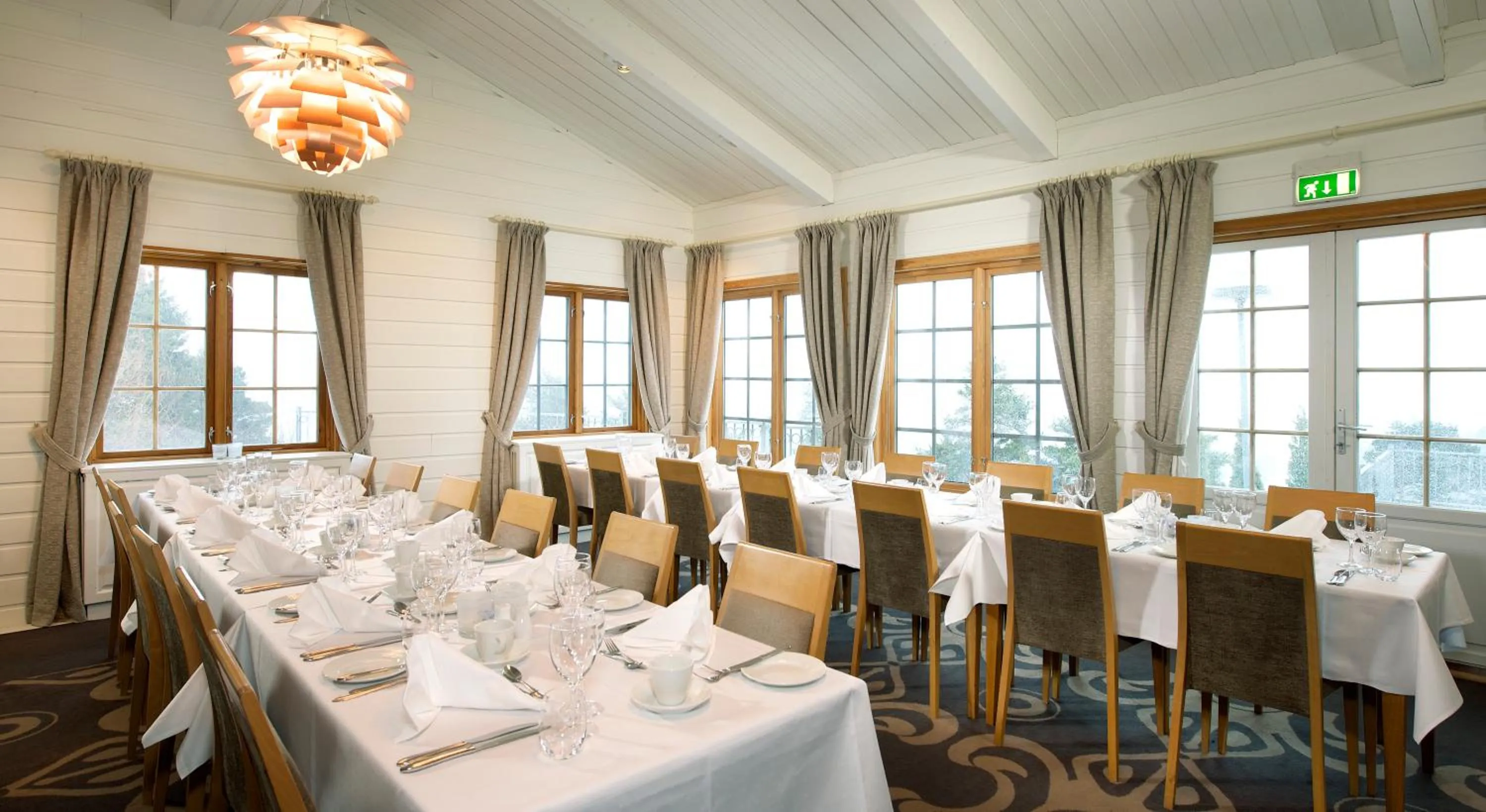 Restaurant/places to eat in Quality Hotel Leangkollen
