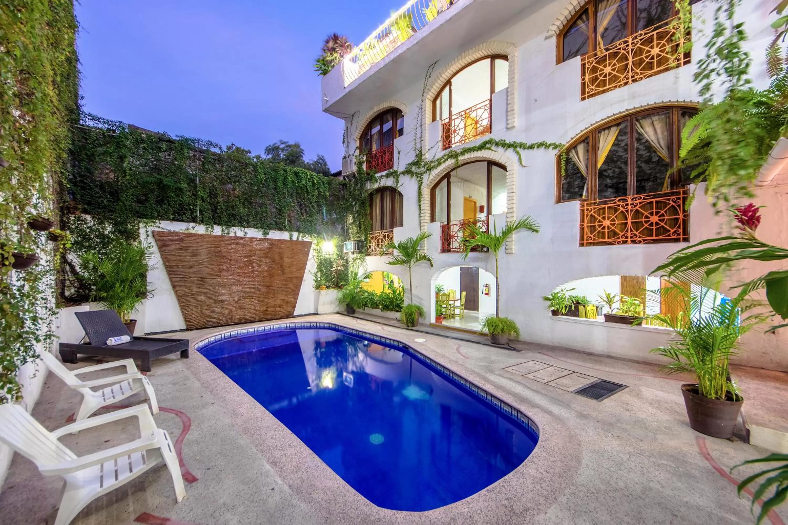 Swimming pool in Hotel Hacienda de Vallarta Centro