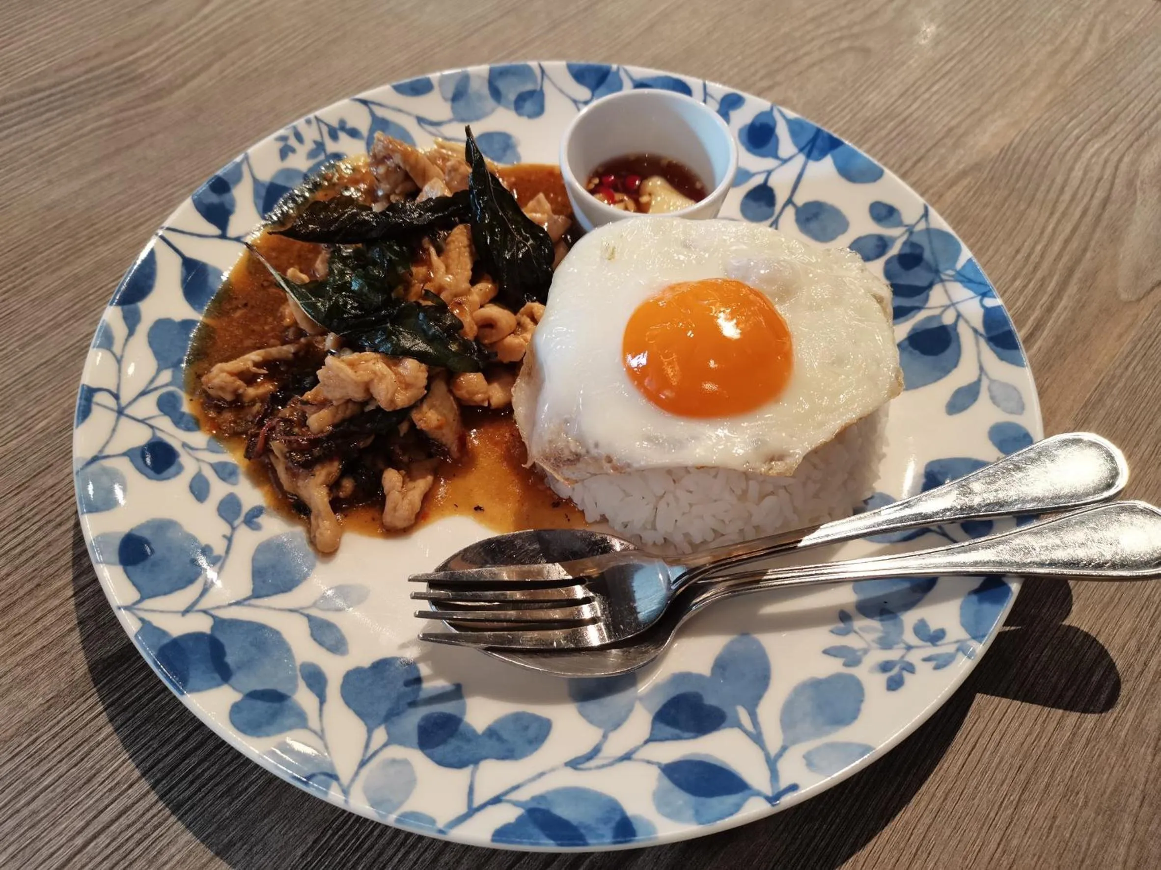 Restaurant/places to eat in Capricorn Village - SHA Extra Plus