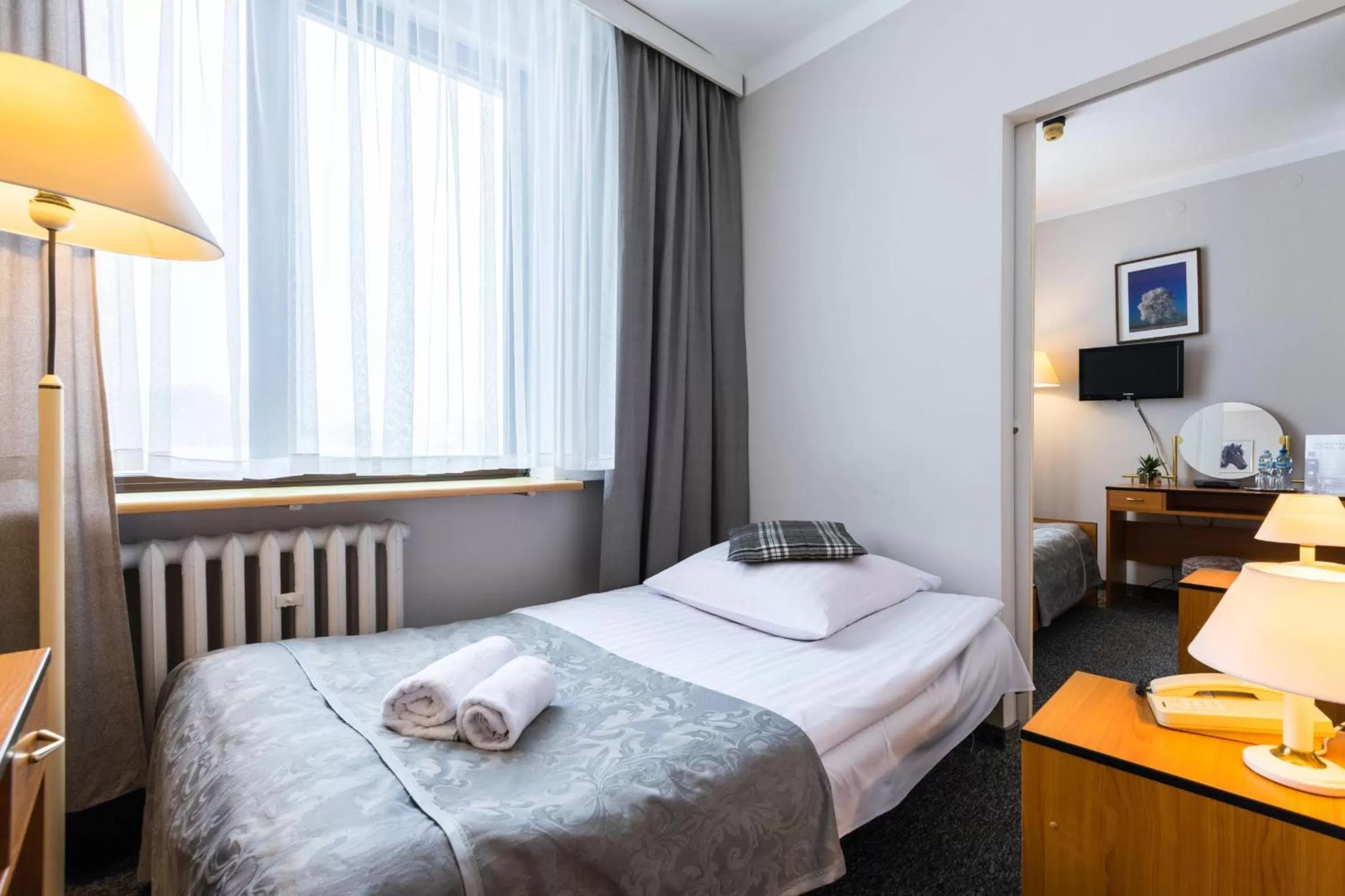 Bed in Hotel Helios 300m od Krupówek nowy BASEN od 12 lipca