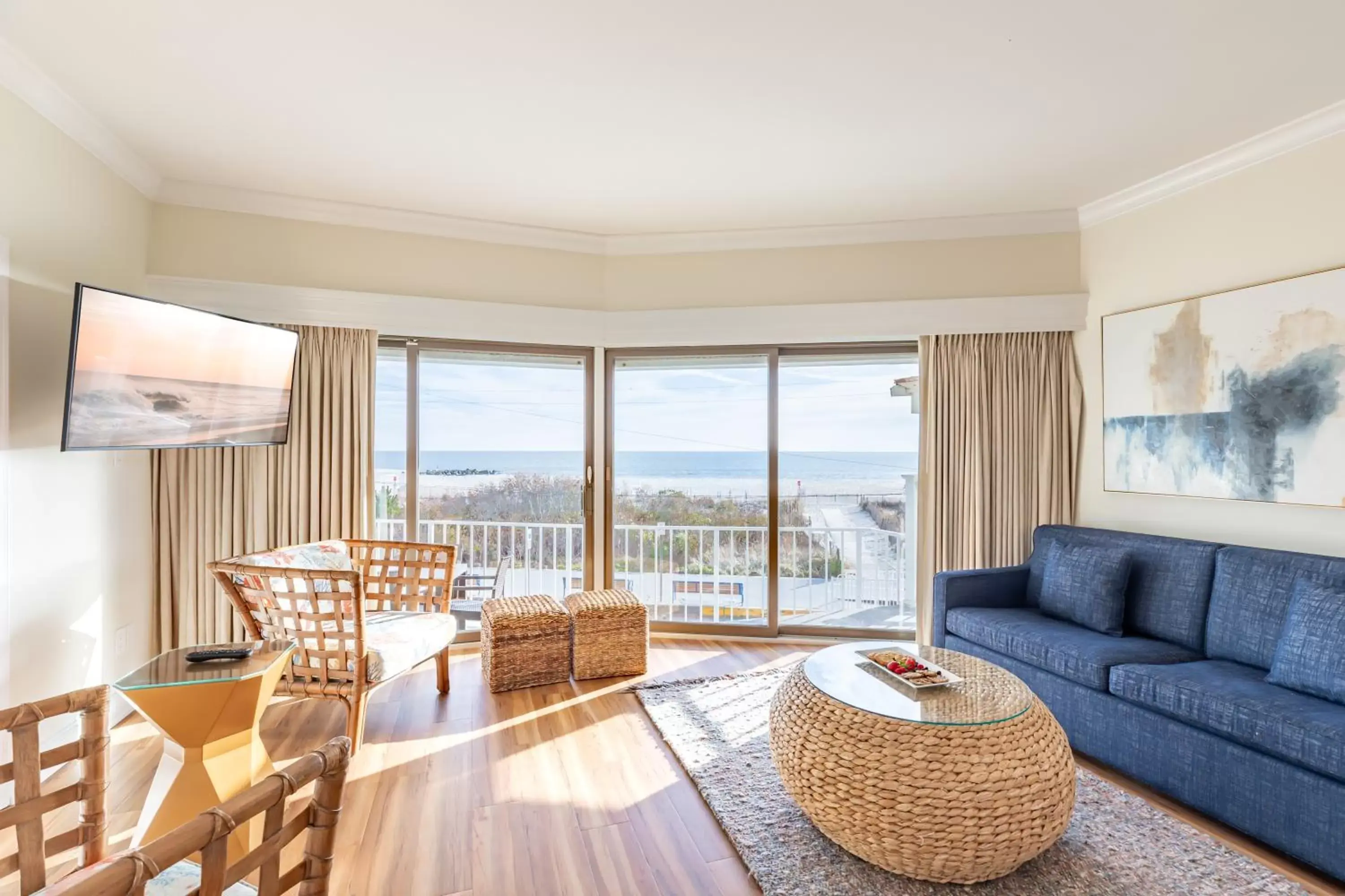 Living room, Seating Area in La Mer Beachfront Resort