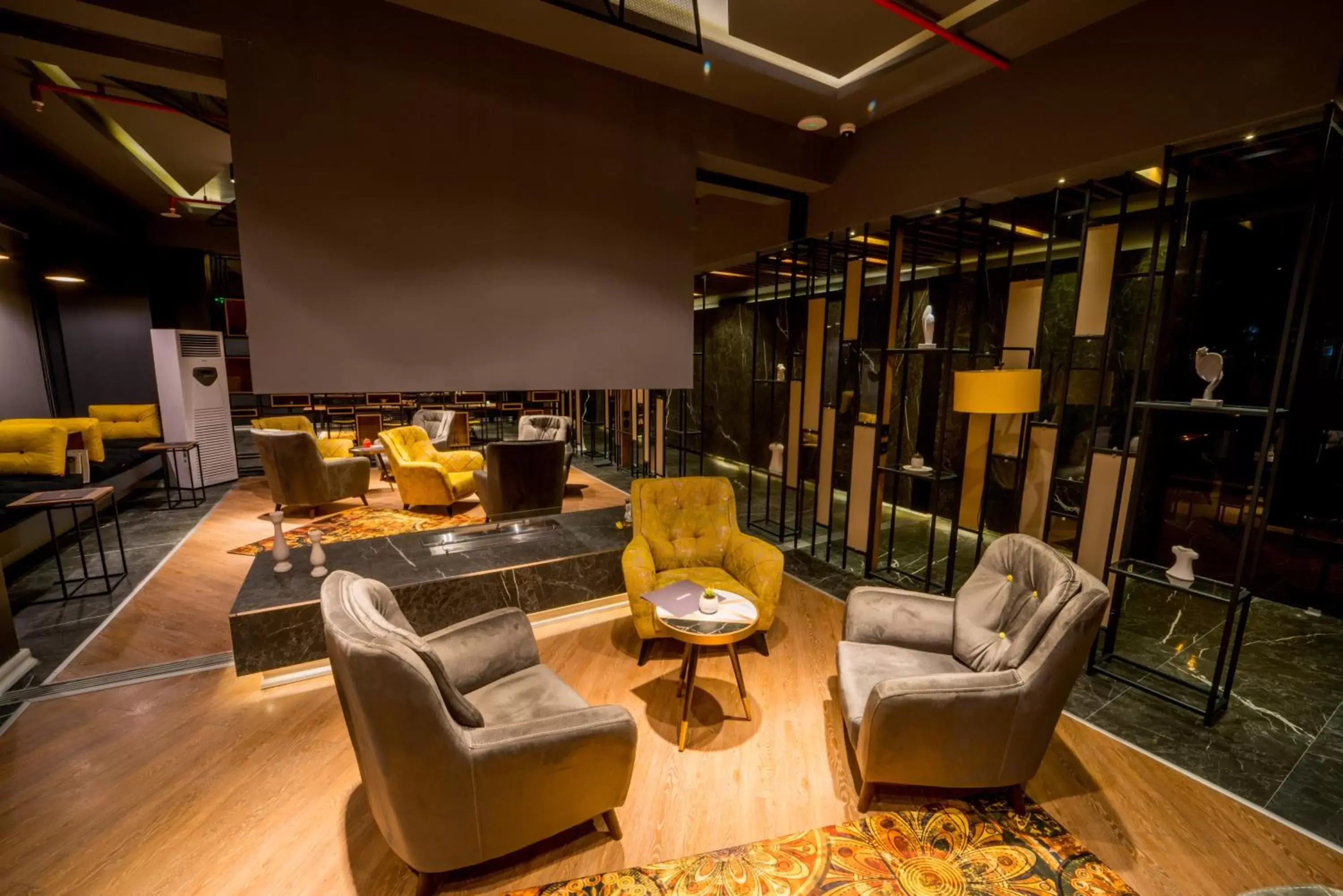 Lobby or reception, Lounge/Bar in The Kayseri Loft Hotel