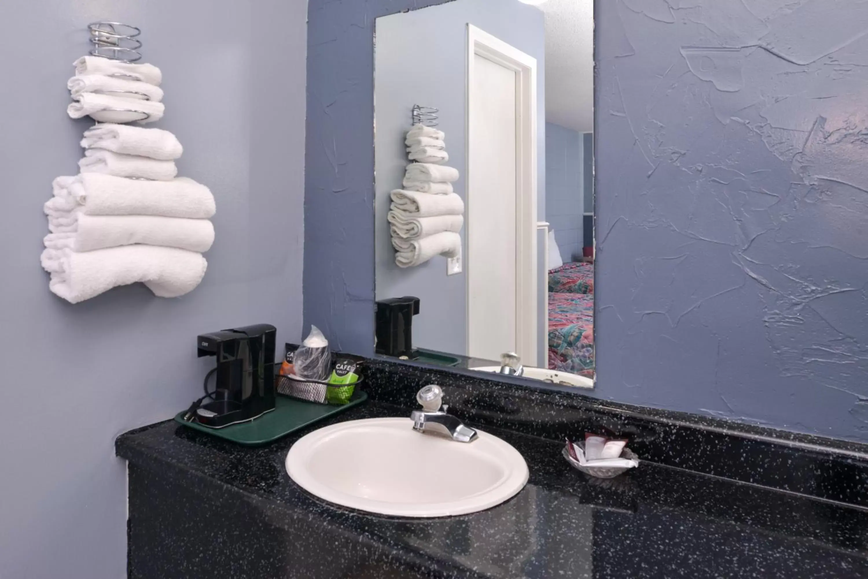 Bathroom in Americas Best Value Inn & Suites Branson - Near The Strip