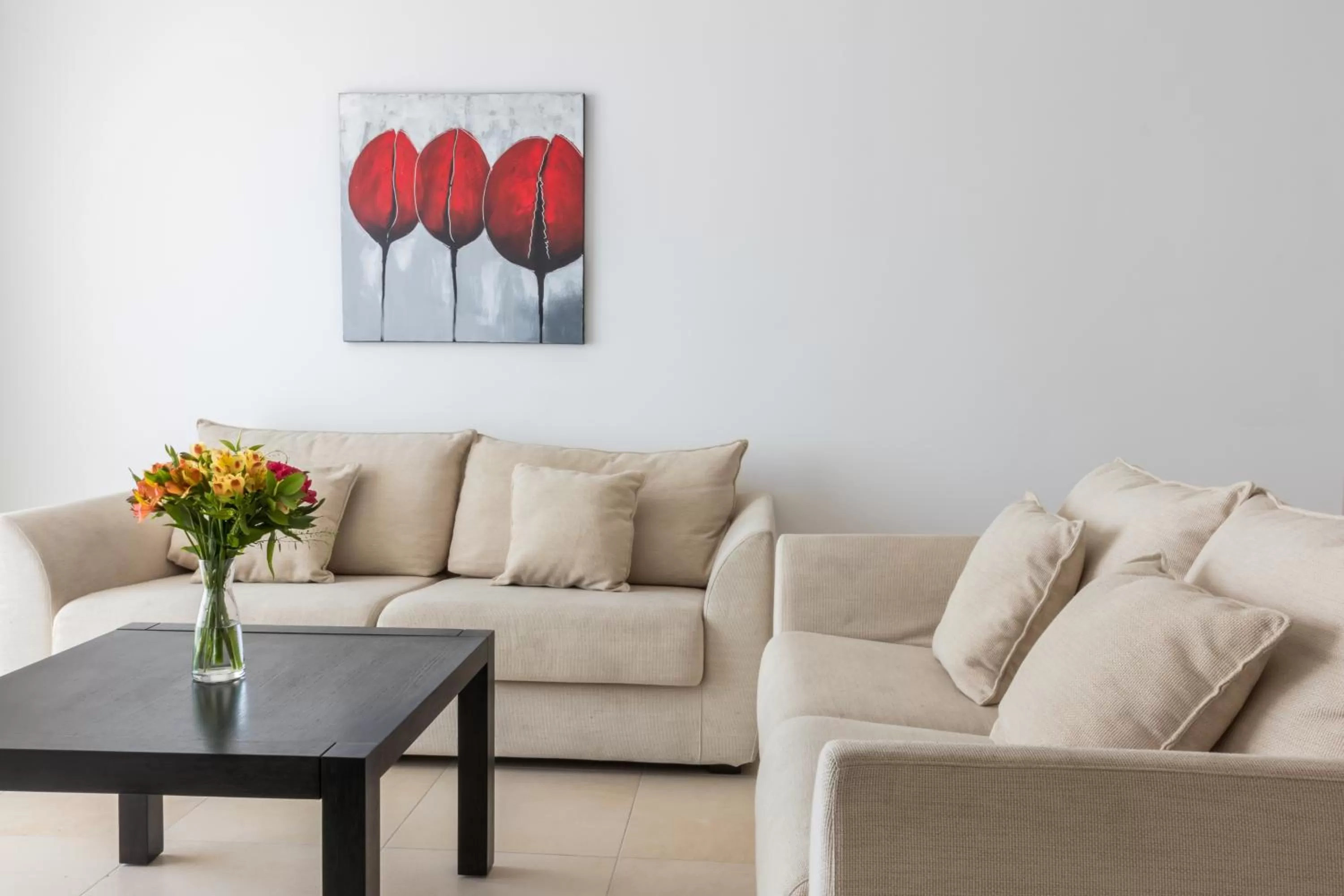 Living room in Elysia Park