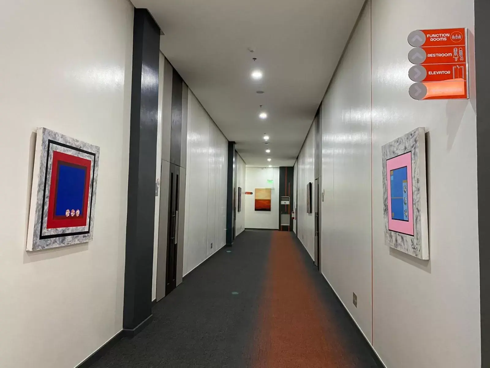 Property building in Go Hotels Plus Tuguegarao Property building in Go Hotels Plus Tuguegarao