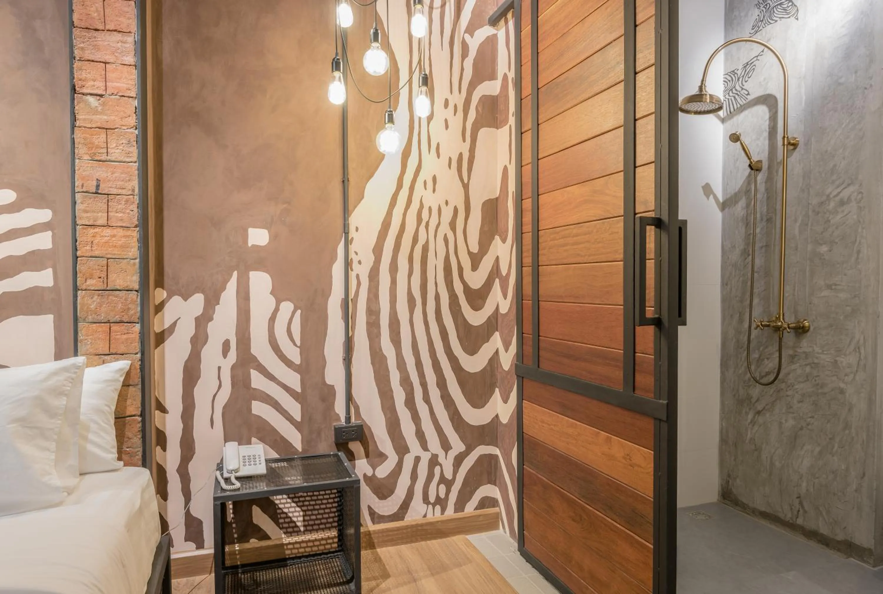 Shower in Sea Crest by Jomtien