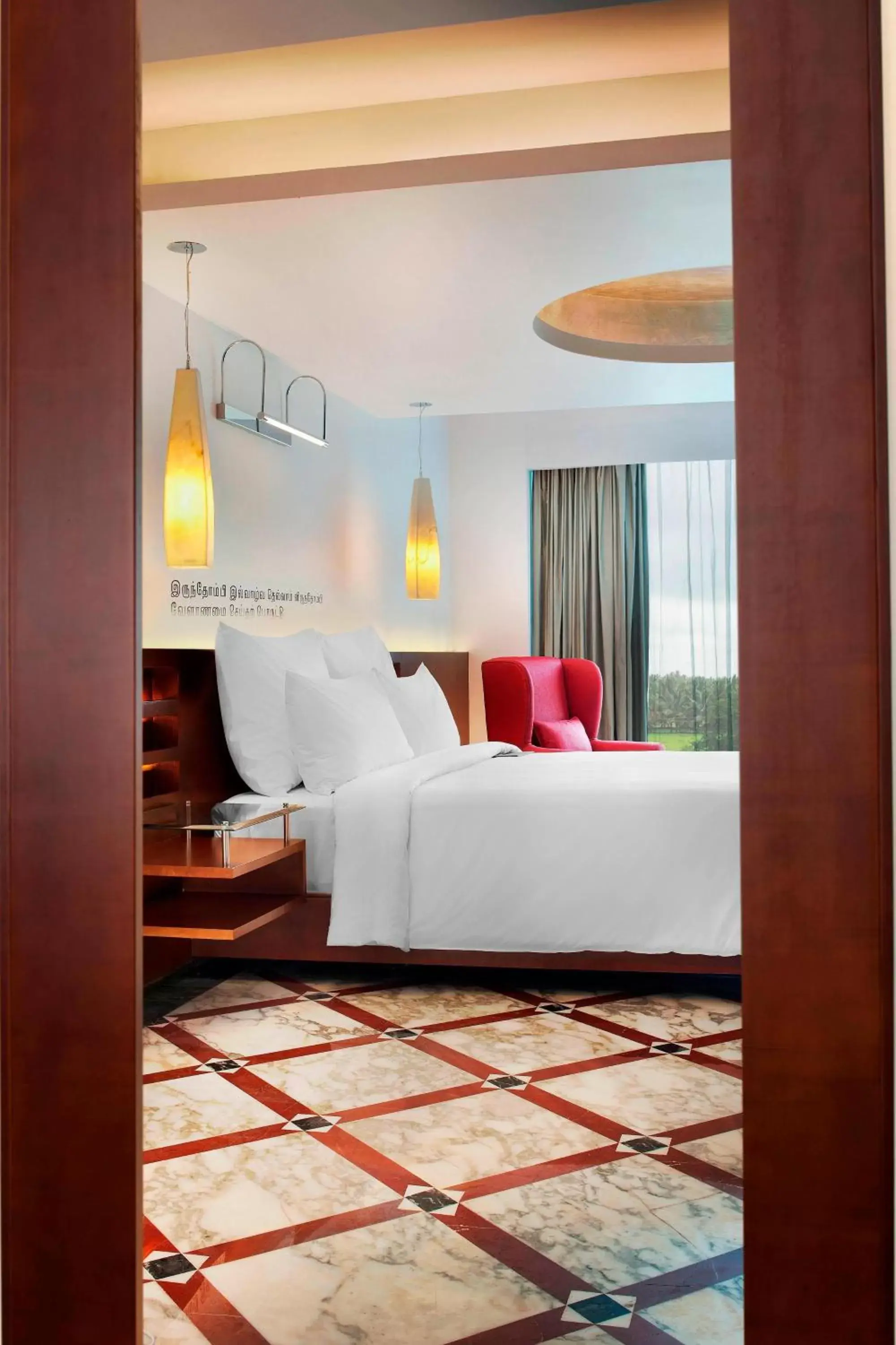 Bedroom, Bed in Le Meridien Coimbatore