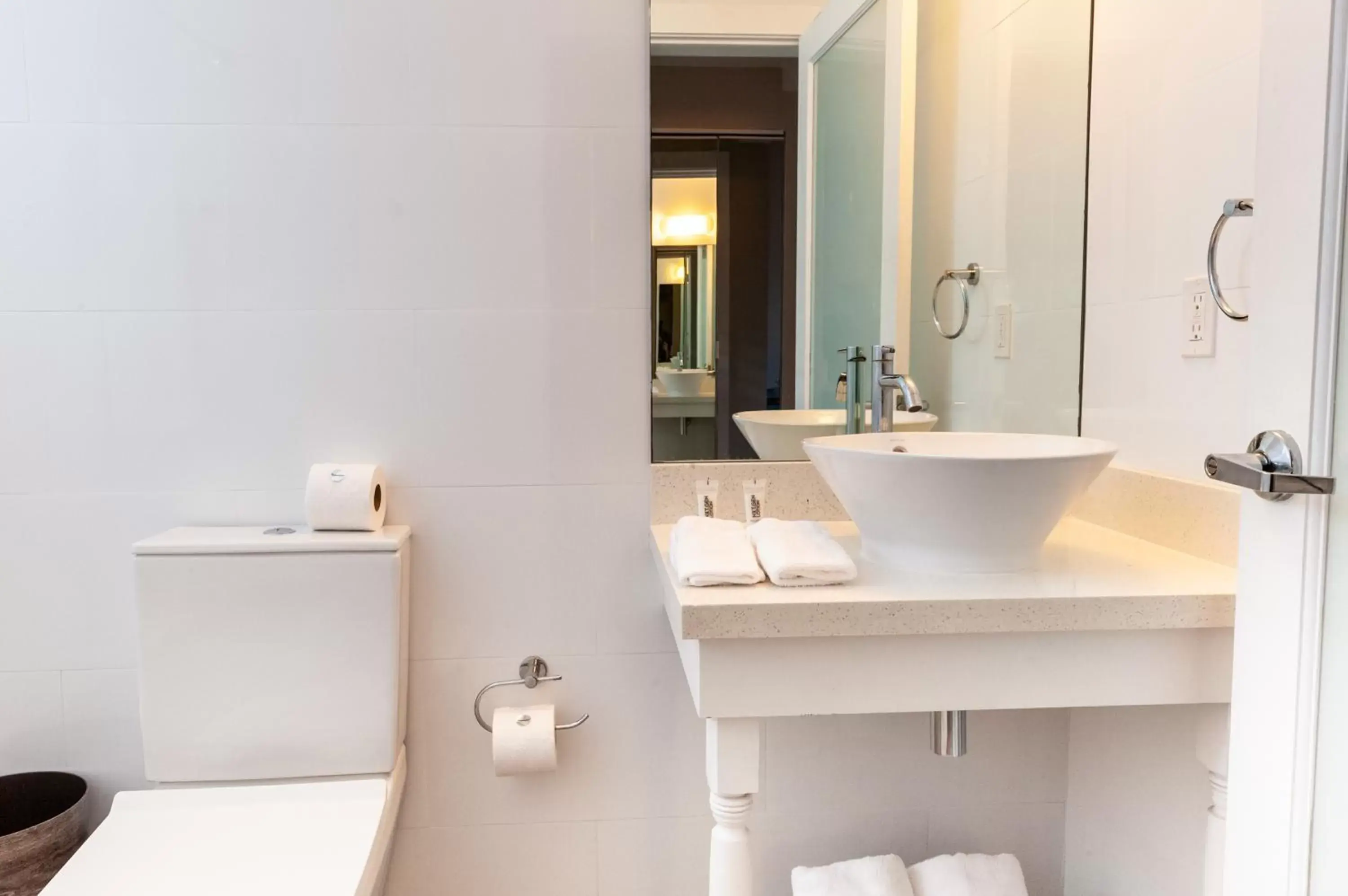 Bathroom in Waterside Hotel and Suites
