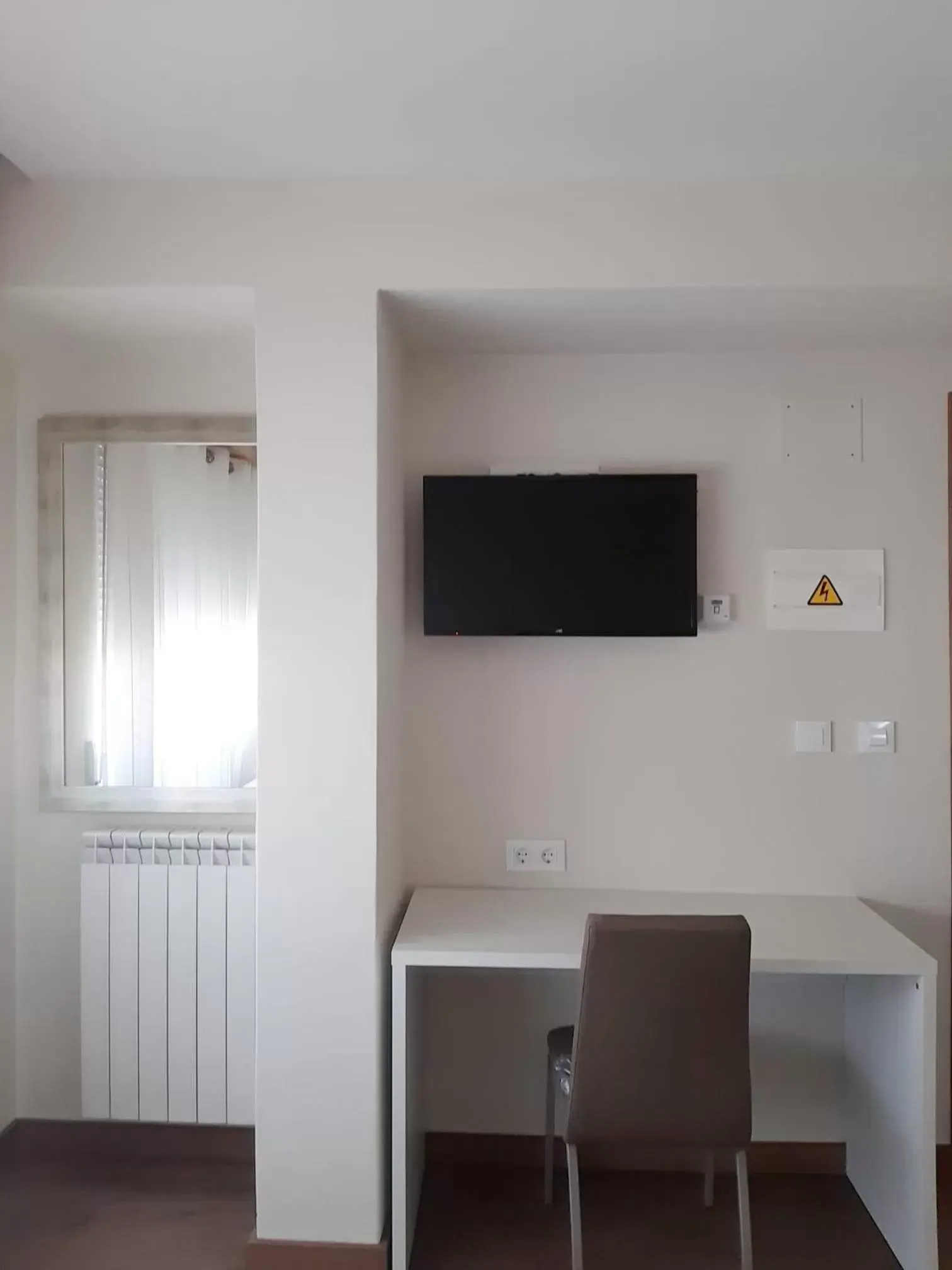 Bedroom, TV/Entertainment Center in Hotel La Terraza