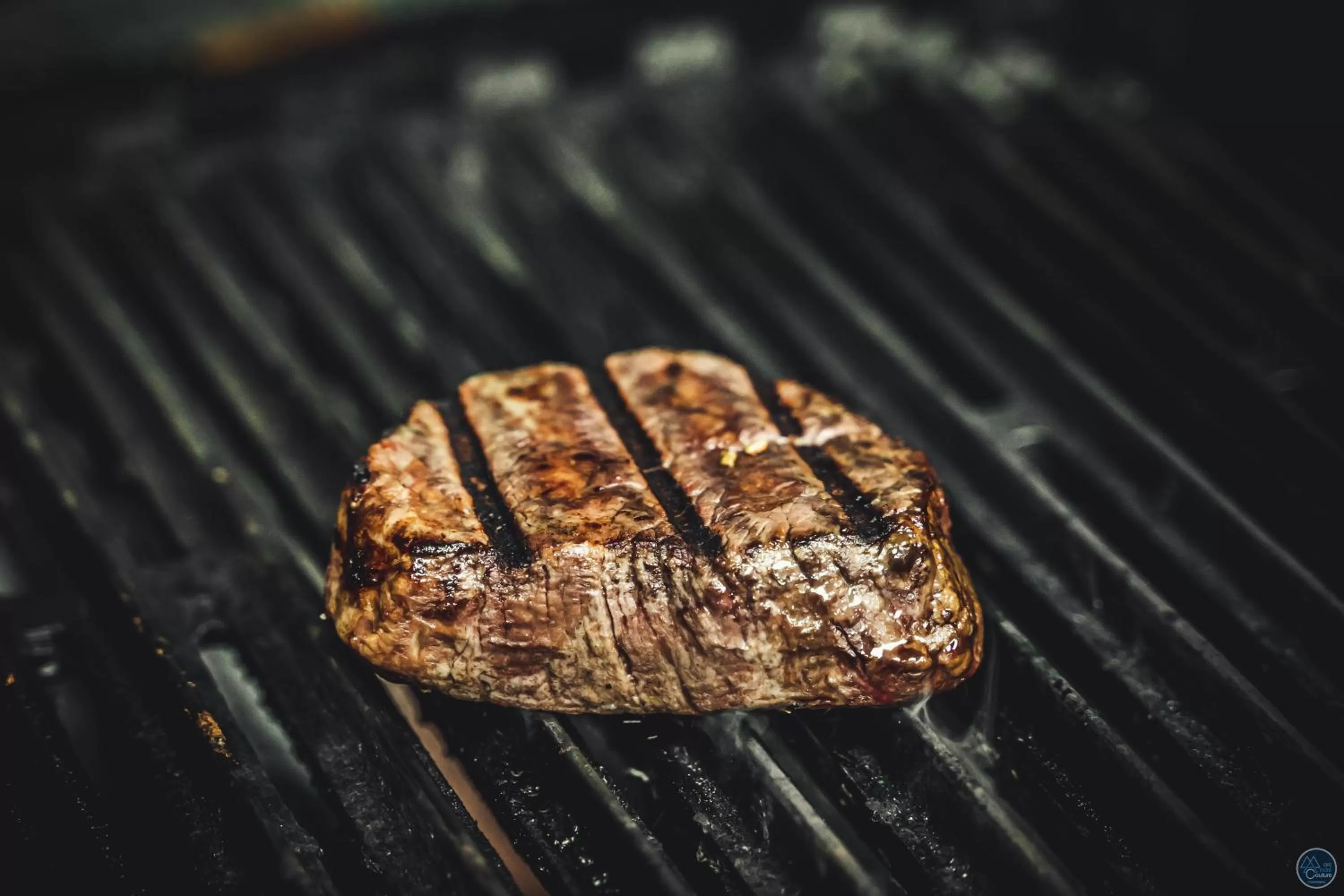 Food, BBQ Facilities in Auberge Éva
