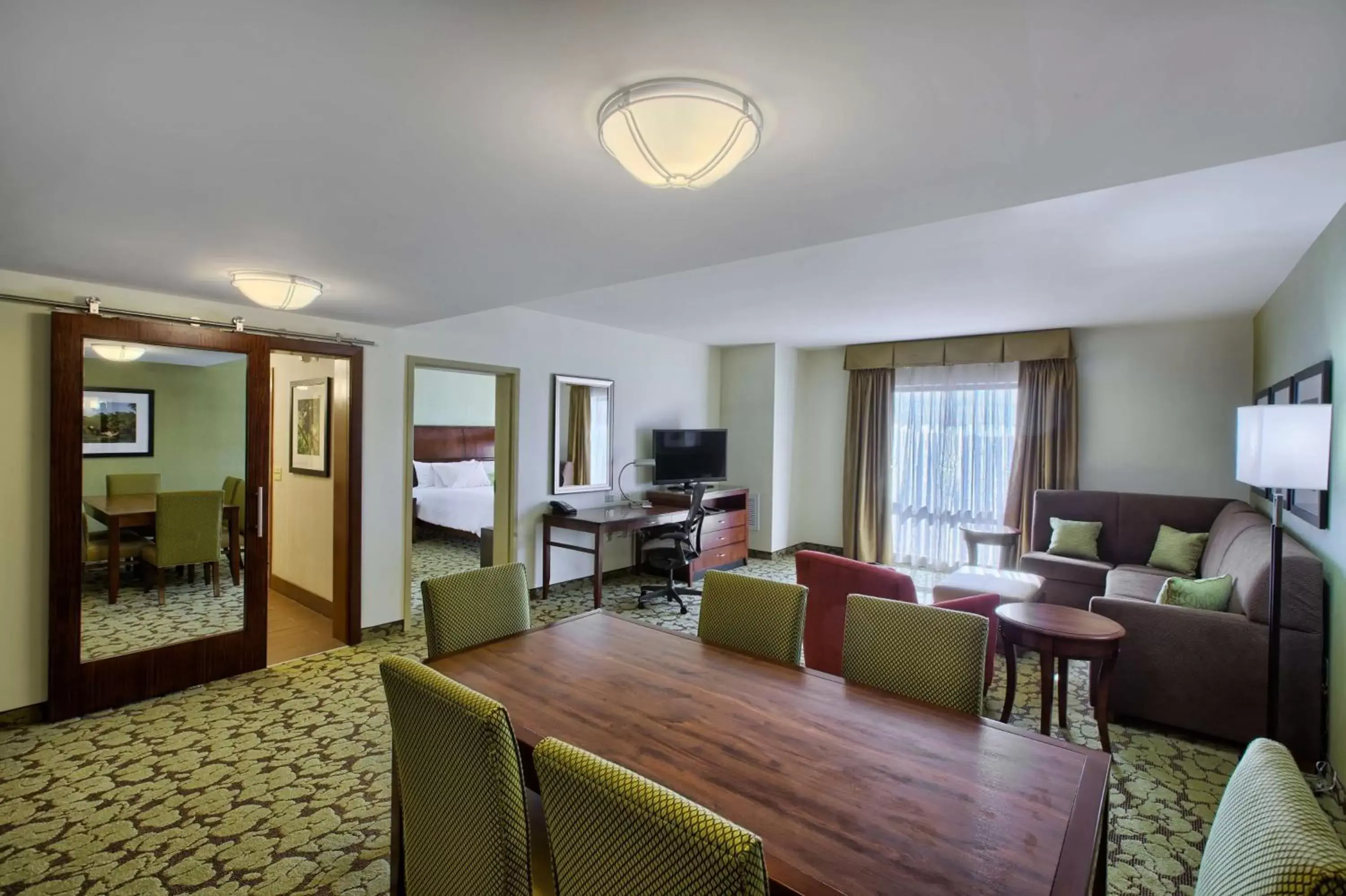 Living room, Seating Area in Hilton Garden Inn Durham-University Medical Center