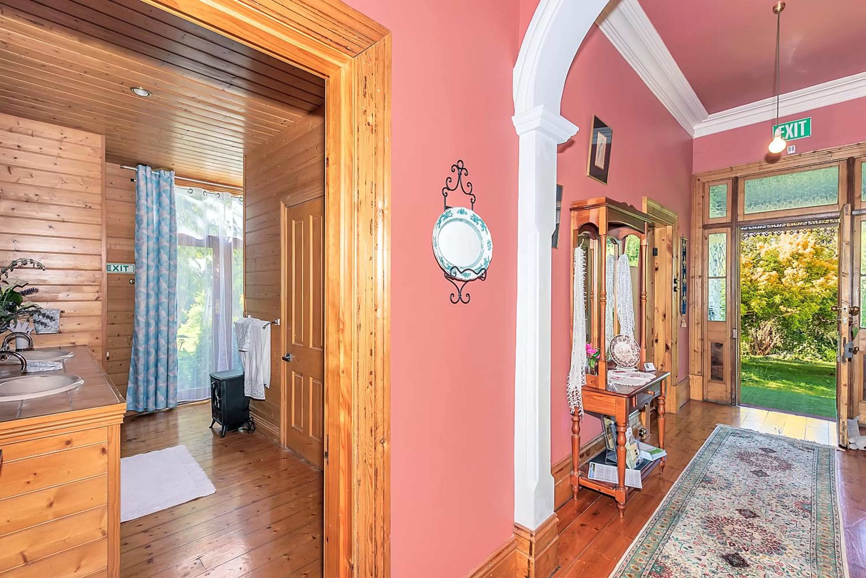 Bathroom in Stony Rise Cottage B&B