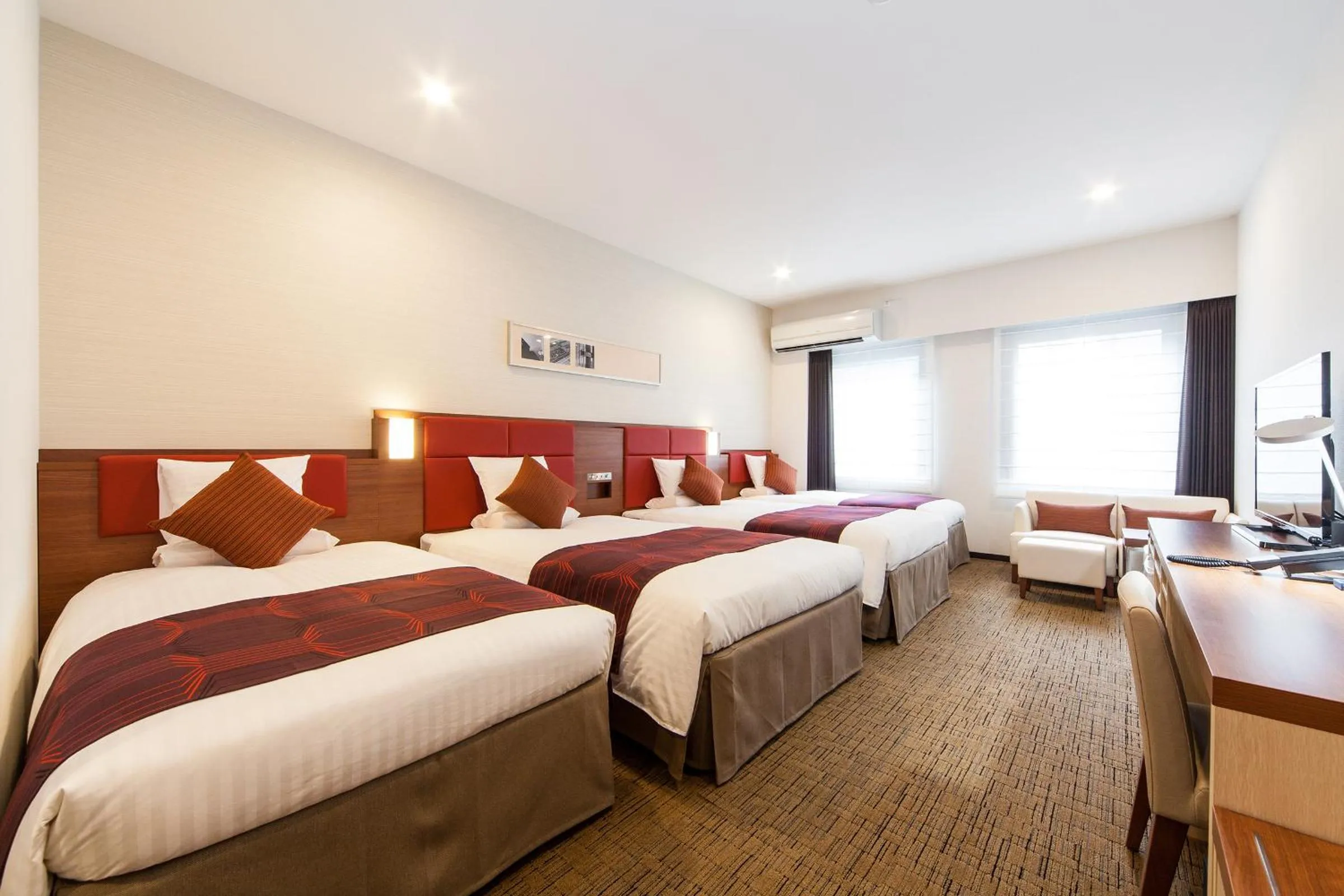 Spring, Bed in HOTEL MYSTAYS Haneda