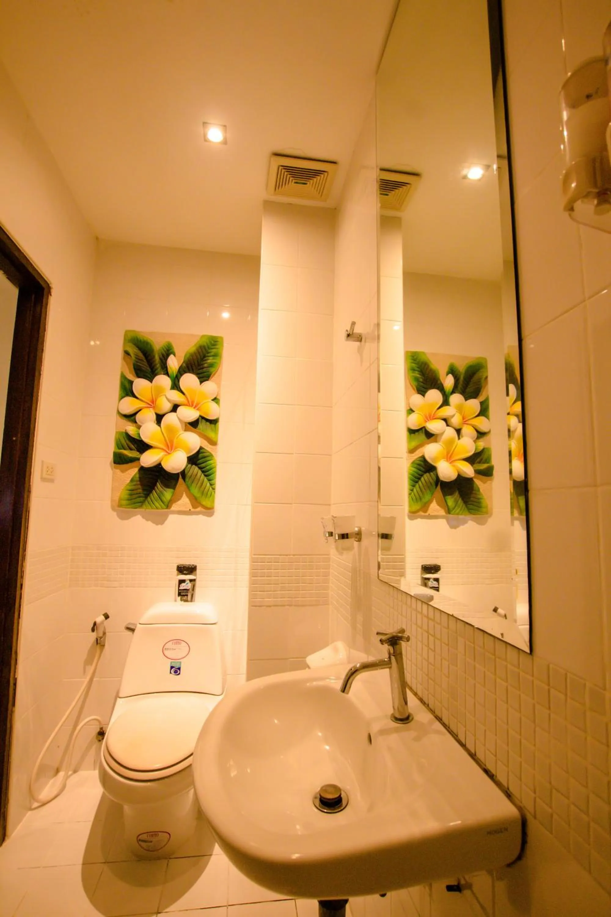 Toilet in Queen Boutique Hotel Chaweng