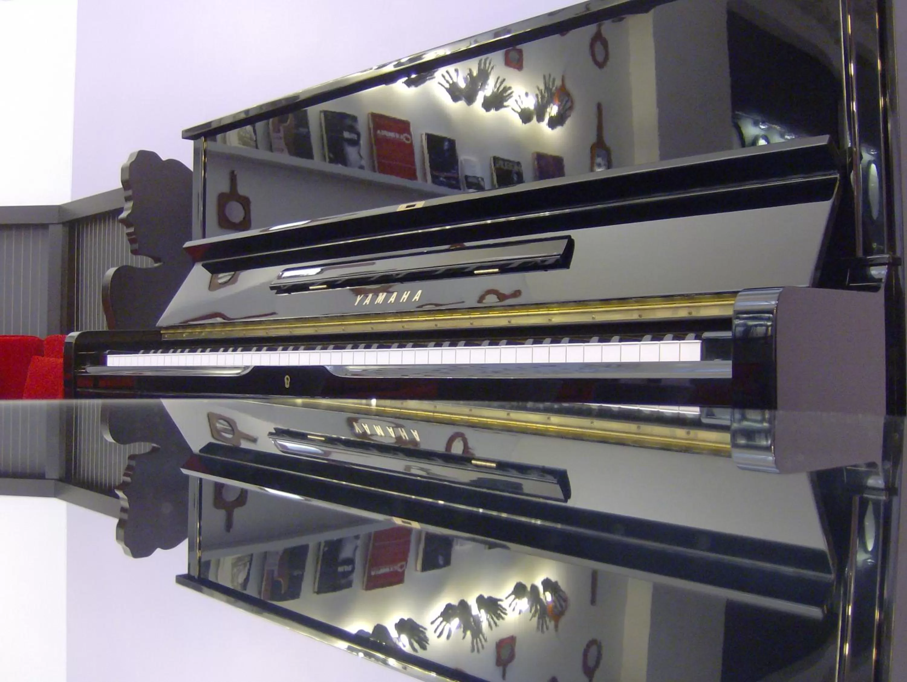 Property building in Hôtel du Triangle d'Or