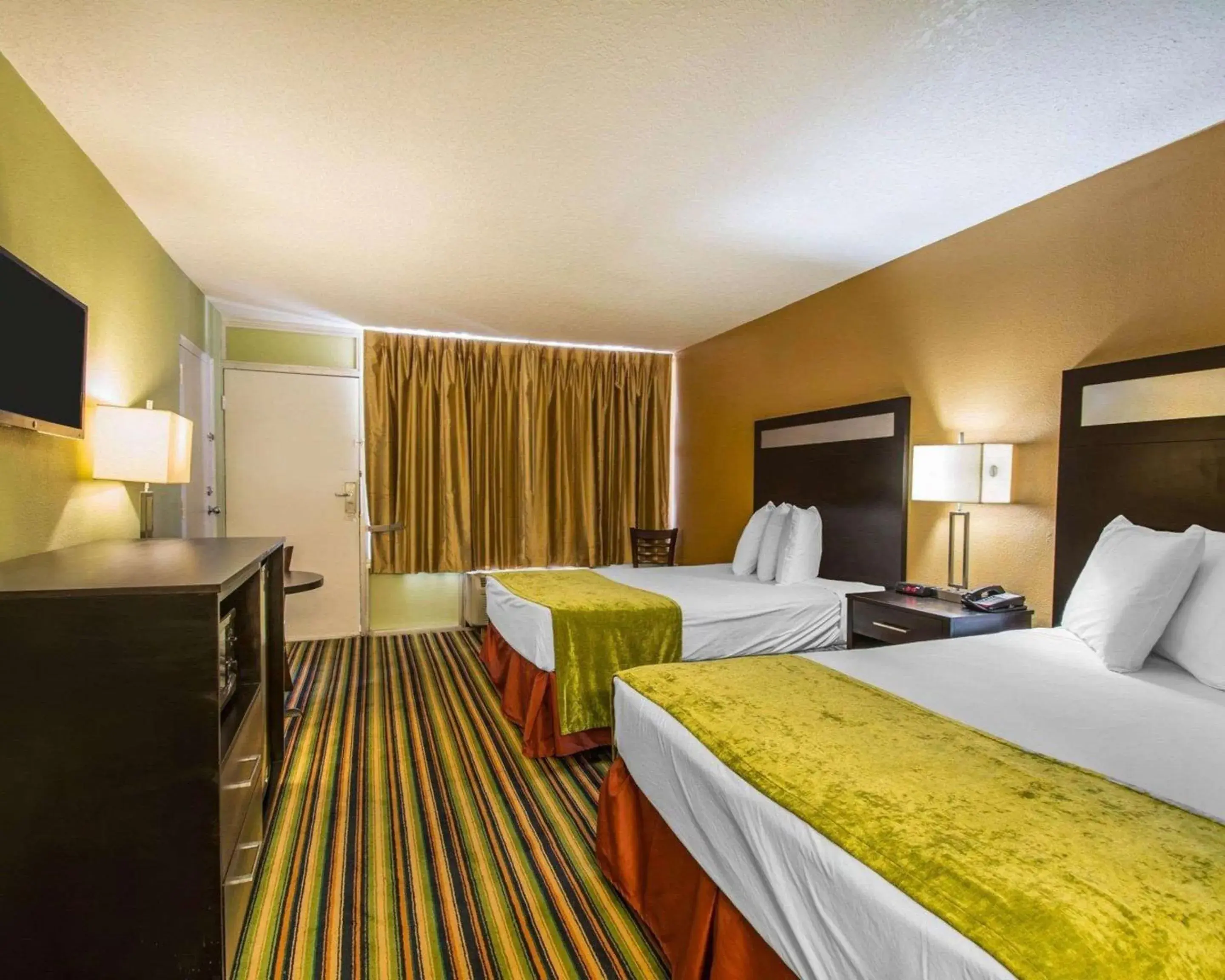 Photo of the whole room in Sunset Palm Hotel Photo of the whole room in Sunset Palm Hotel