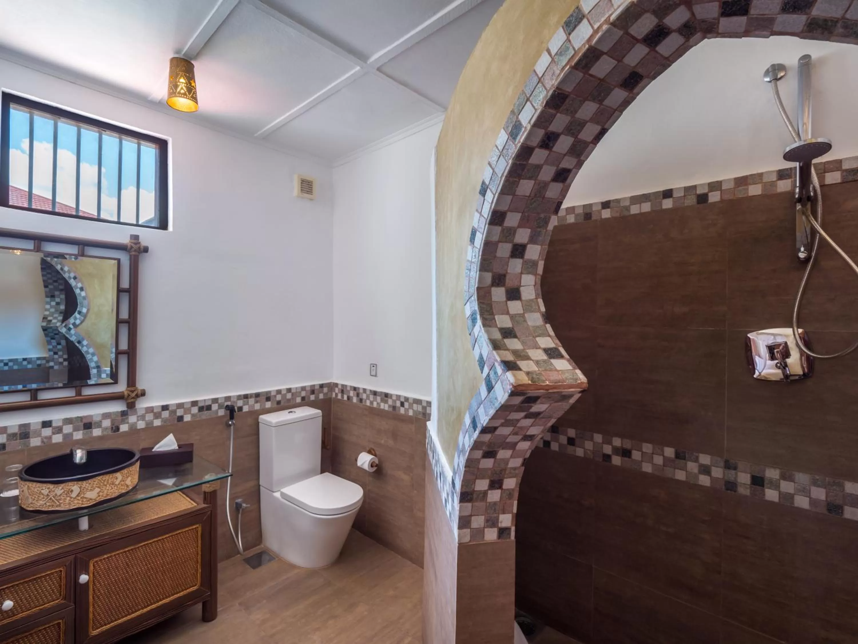 Shower in Beyt Al Salaam