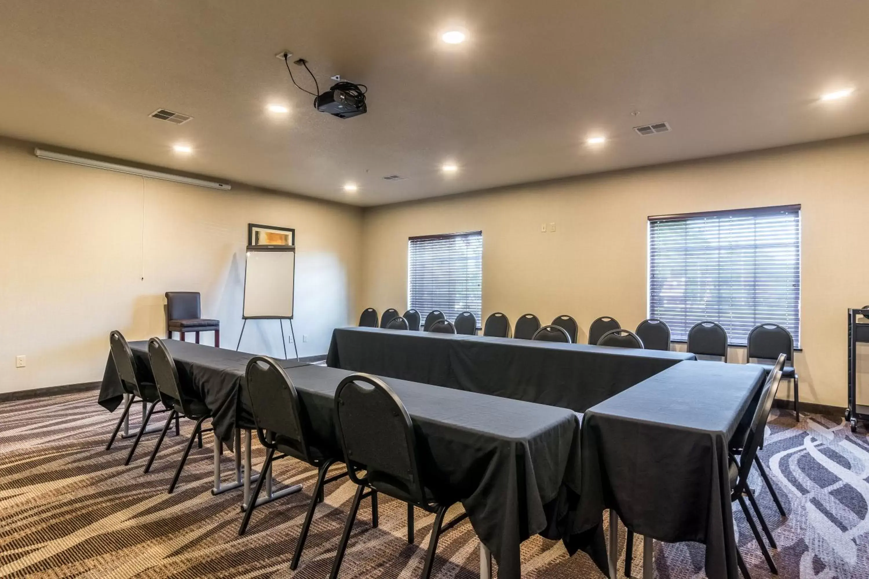Meeting/conference room in Cobblestone Hotel & Suites - Greenville