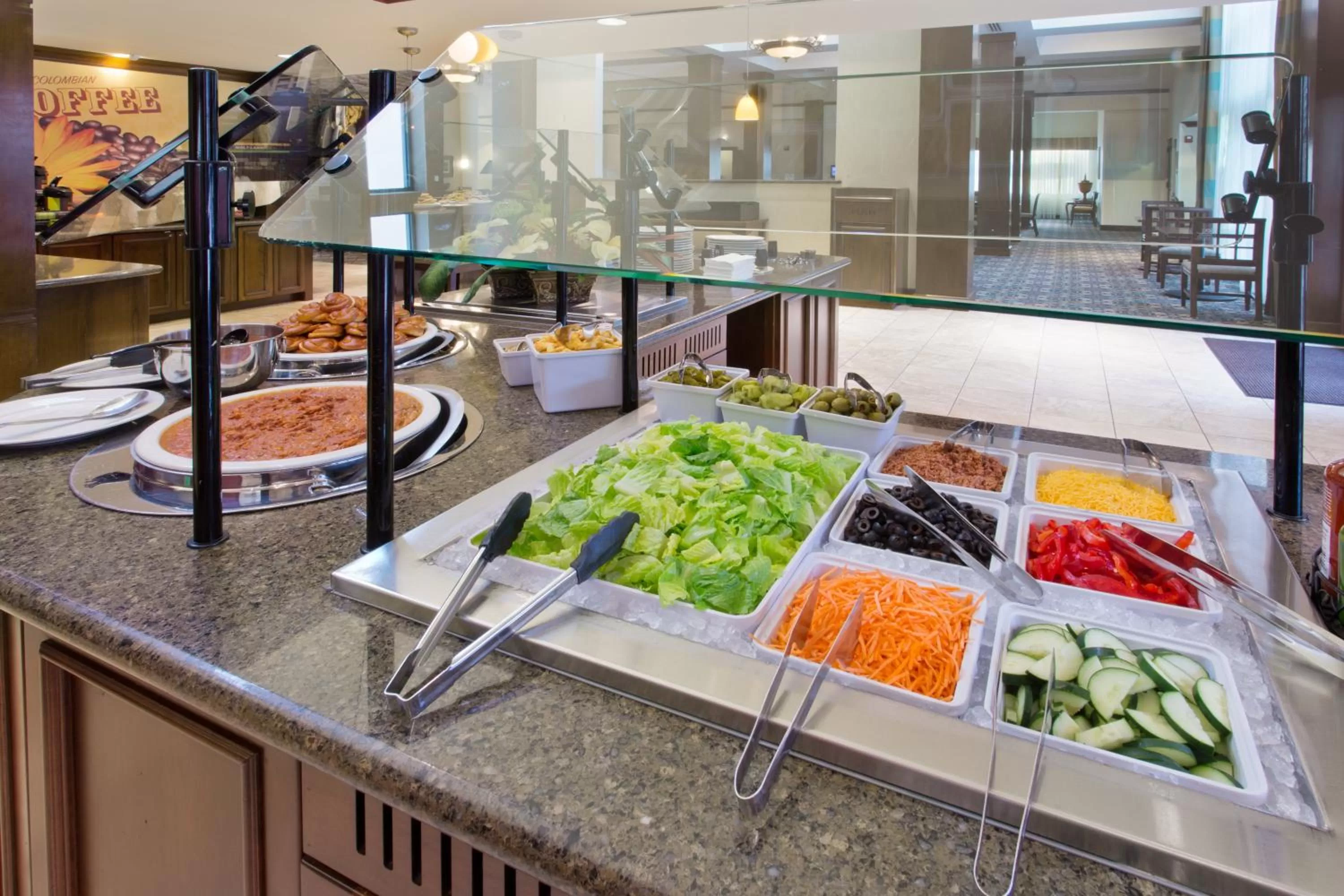 Restaurant/places to eat in Staybridge Suites Everett - Paine Field by IHG