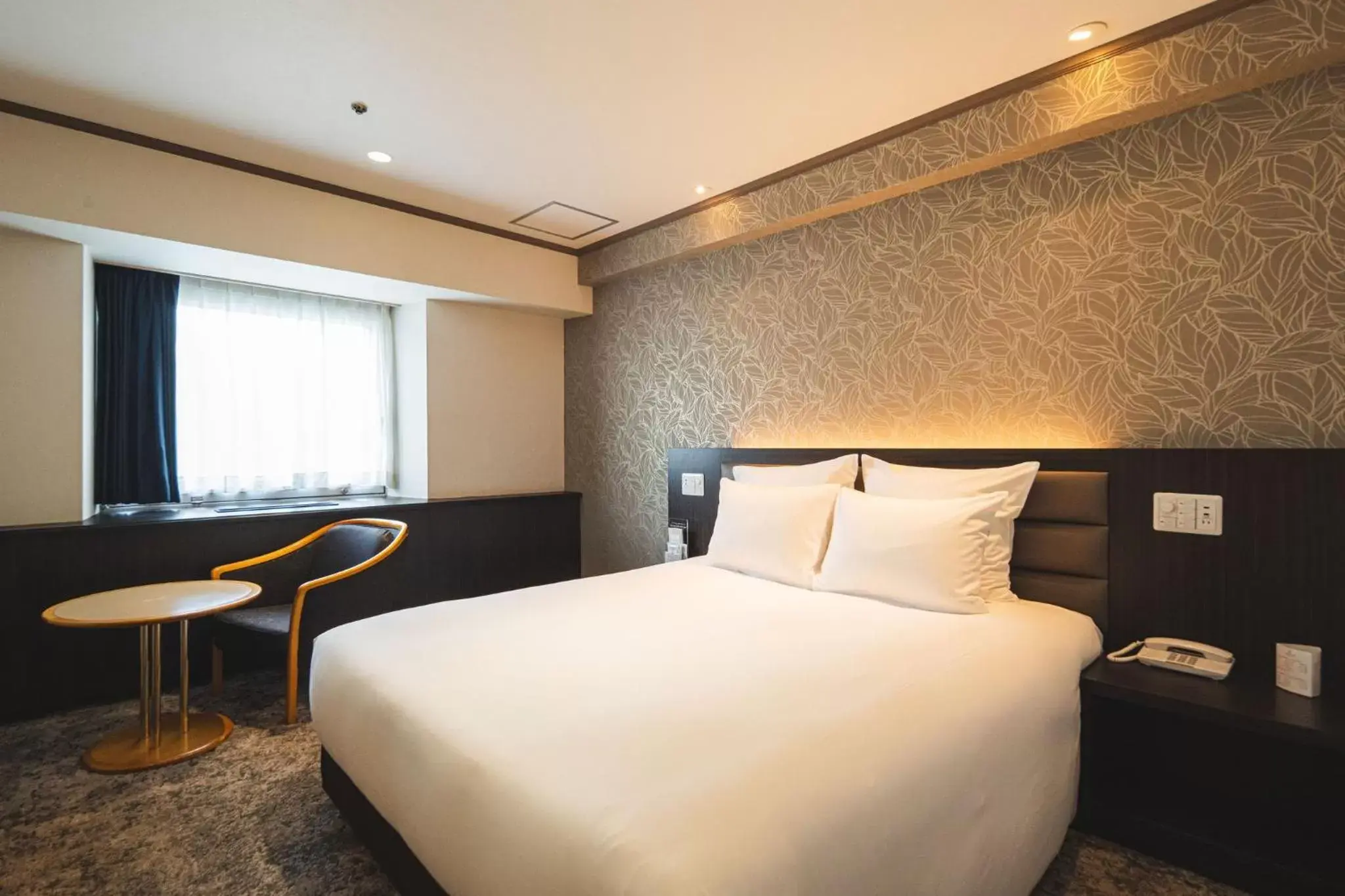 Photo of the whole room, Bed in ANA Crowne Plaza Matsuyama, an IHG Hotel