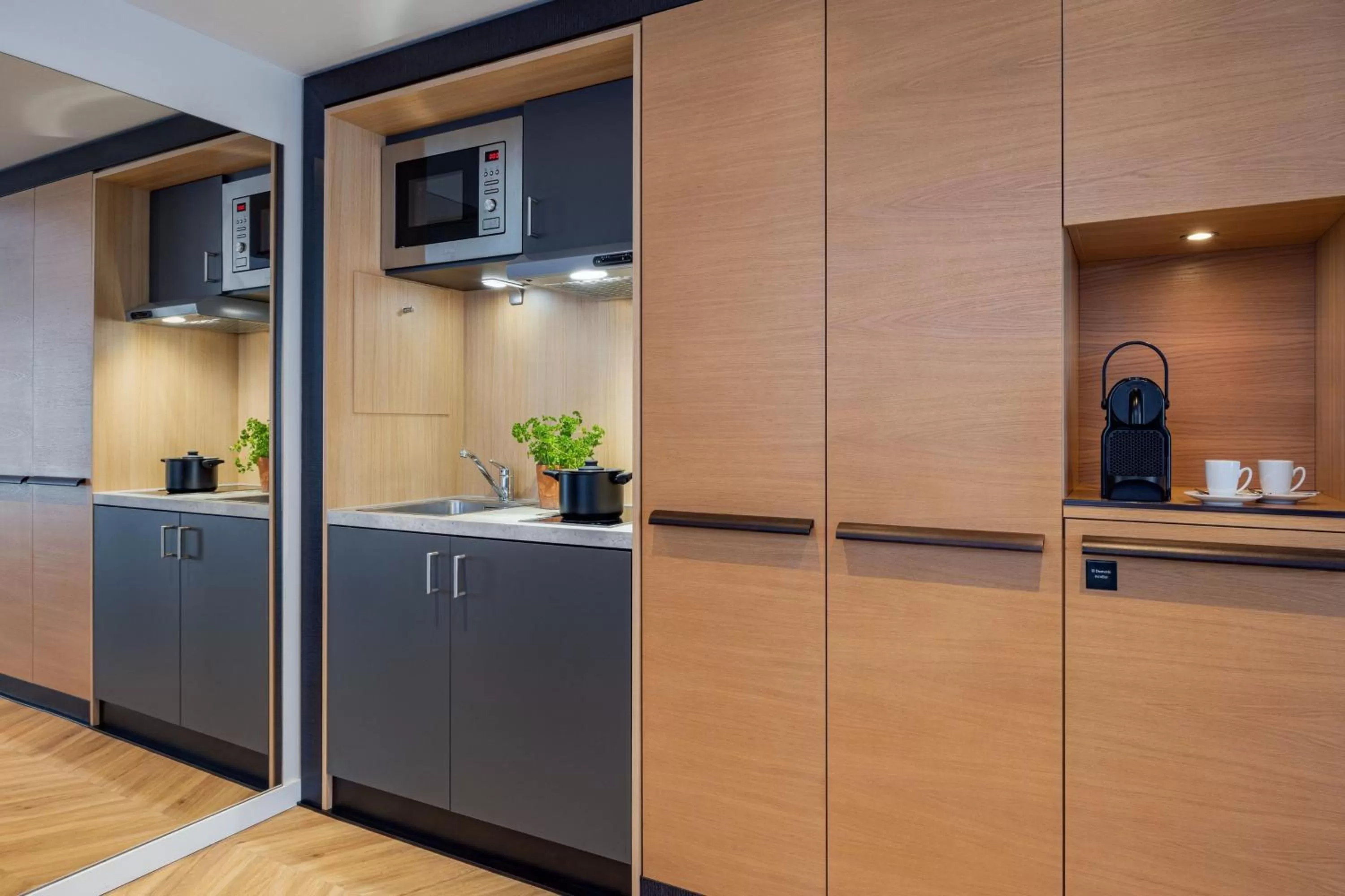 Kitchen or kitchenette in The Westin Grand Berlin
