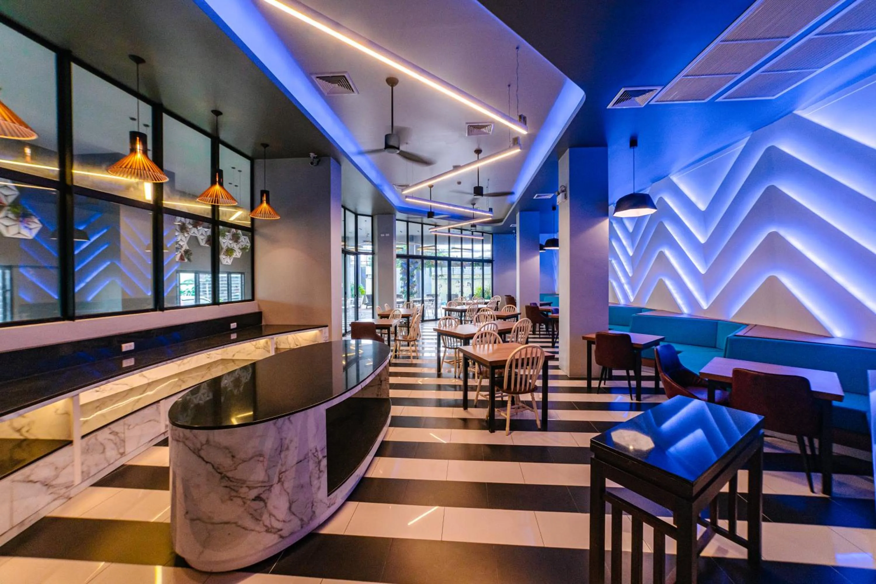 Restaurant/places to eat in Ratana Hotel Sakdidet, PHUKET TOWN