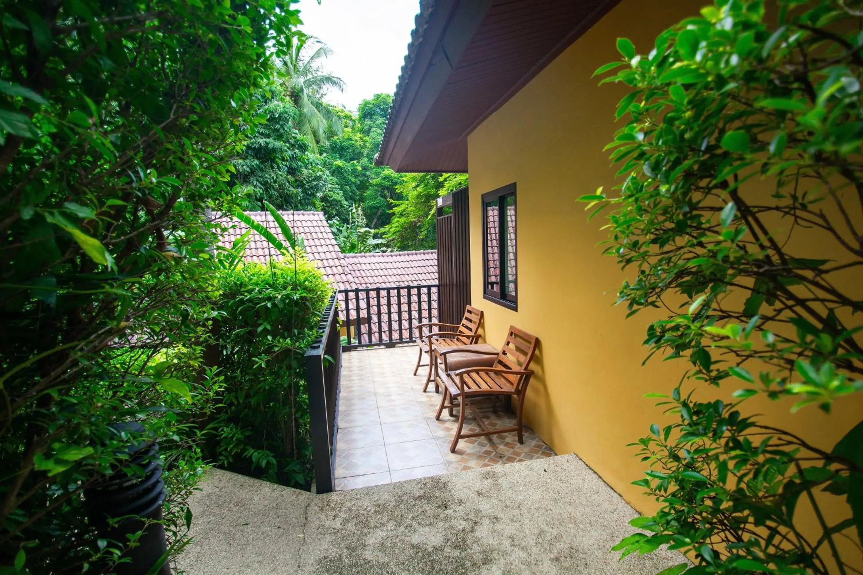 Facade/entrance in Peach Hill Resort - SHA Extra Plus Facade/entrance in Peach Hill Resort - SHA Extra Plus