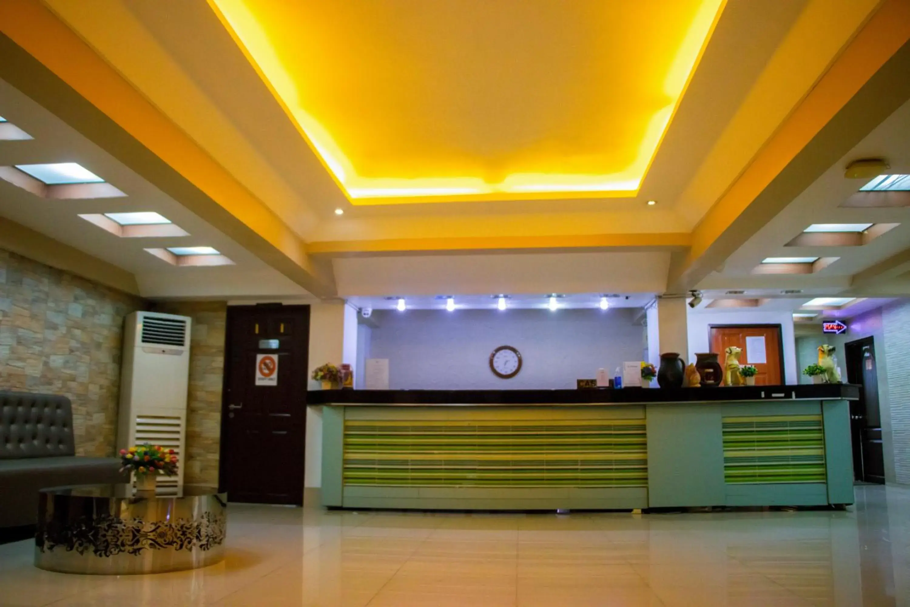 Facade/entrance, Lobby/Reception in Visiting Card Hotel & Resort