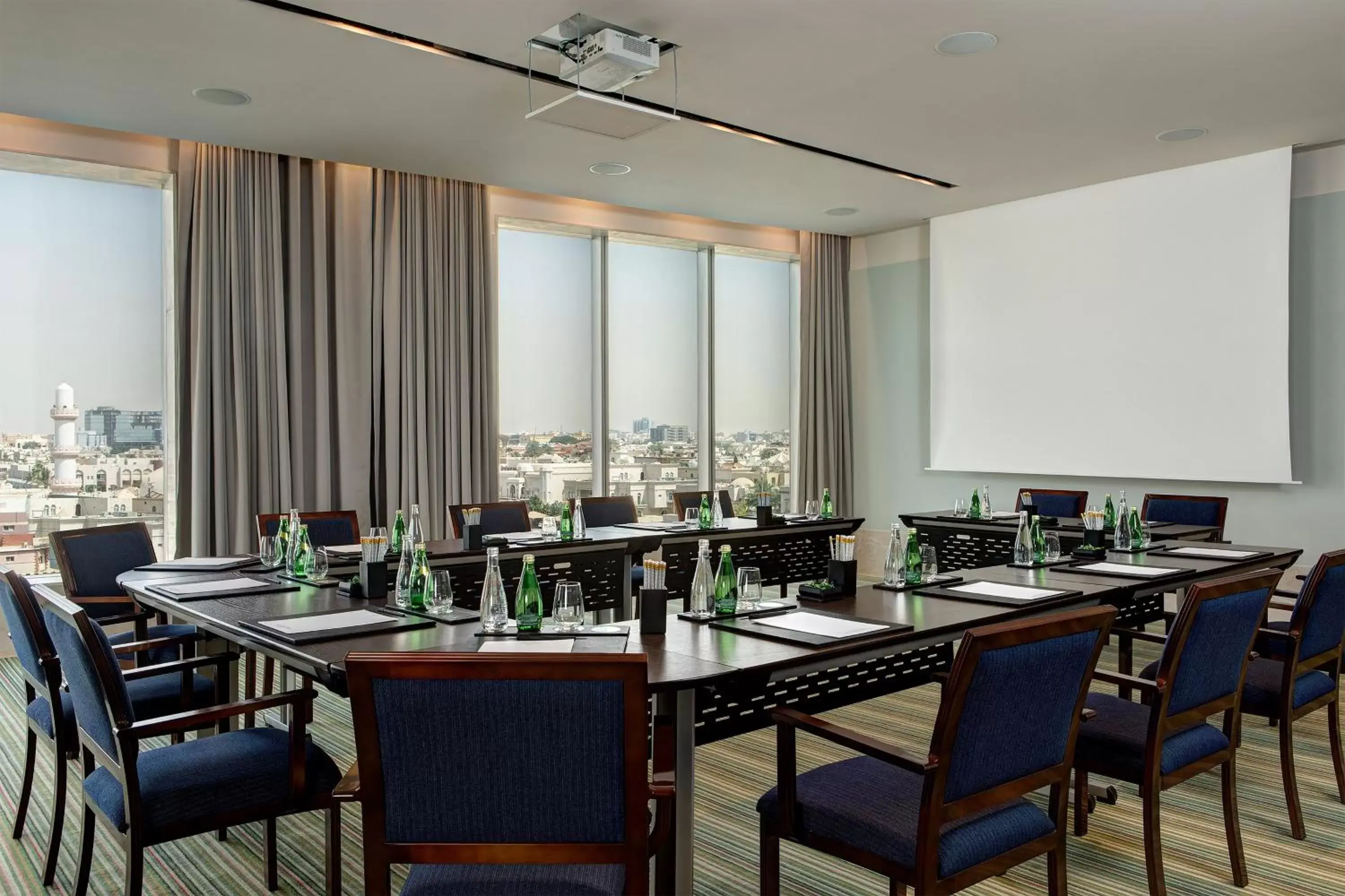Meeting/conference room, Restaurant/Places to Eat in Assila, a Luxury Collection Hotel, Jeddah