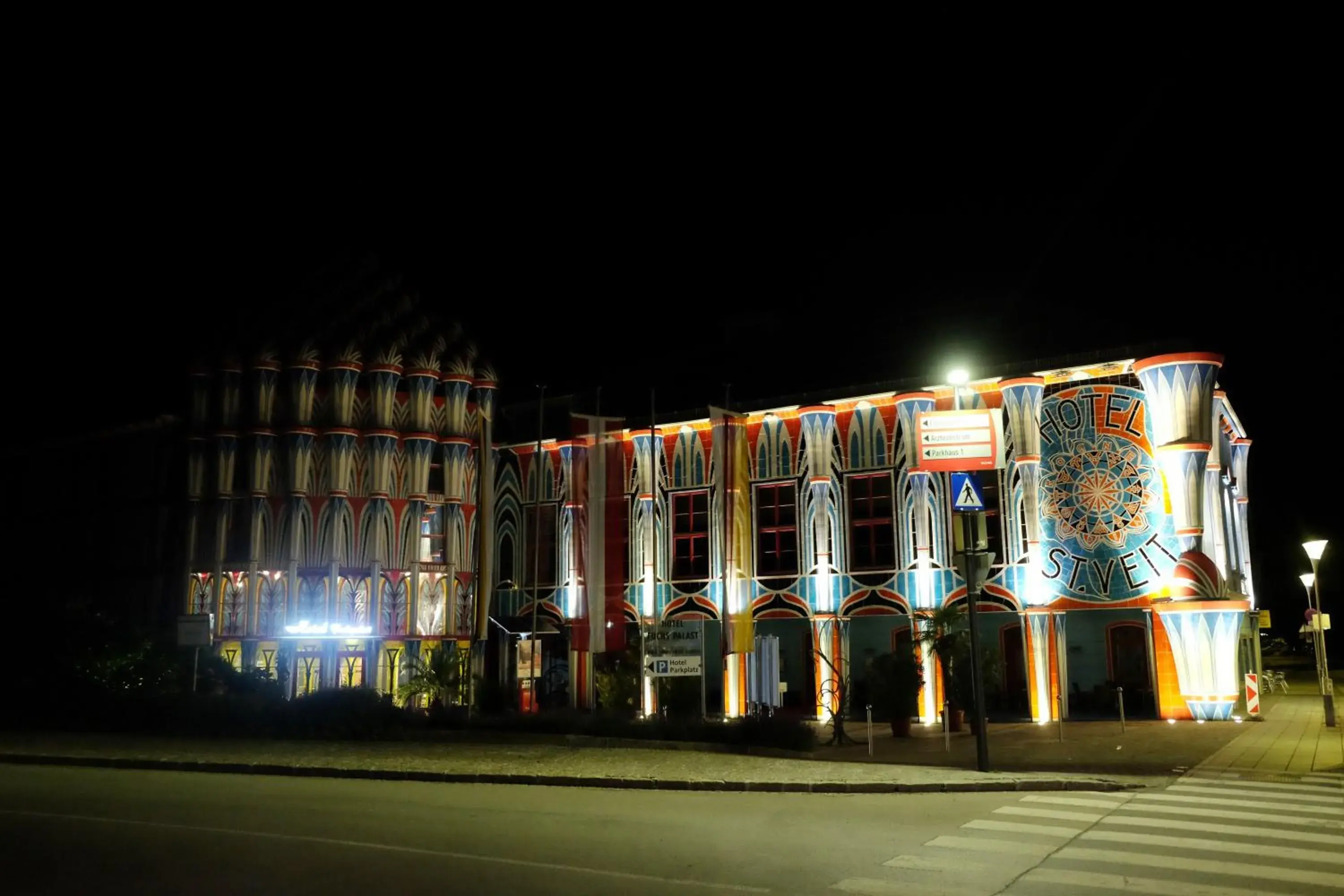 Facade/entrance, Property Building in Hotel Fuchspalast