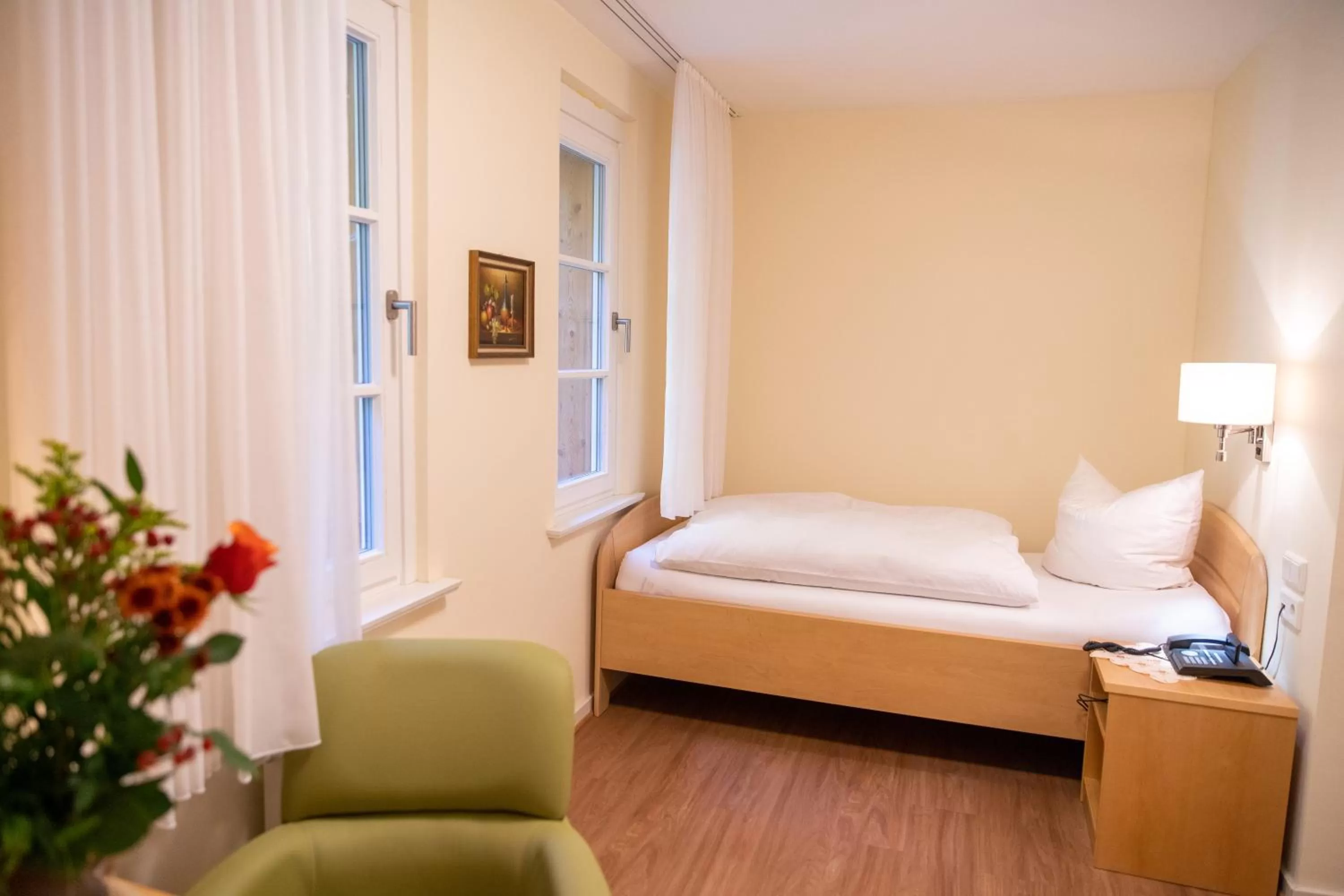 Bed in Gästehaus Sonnenhof