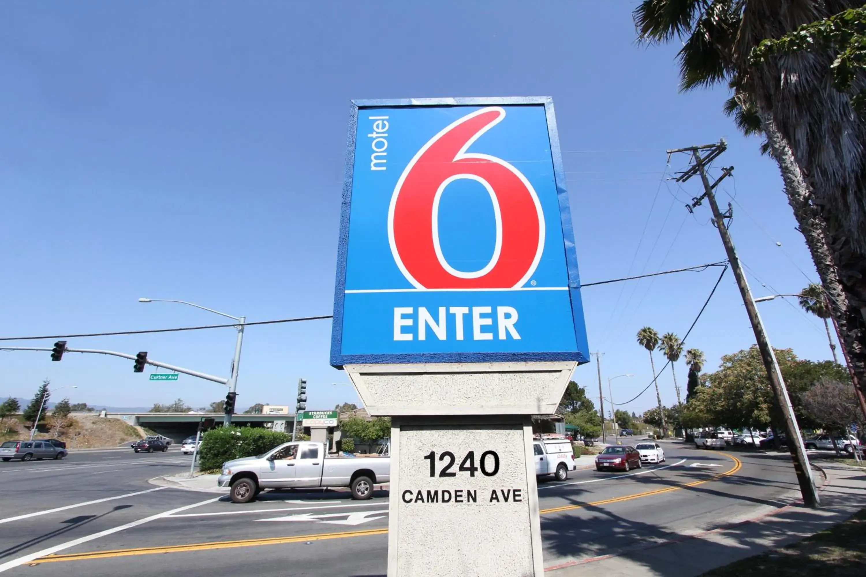 Facade/entrance, Property Logo/Sign in Motel 6-Campbell, CA - San Jose