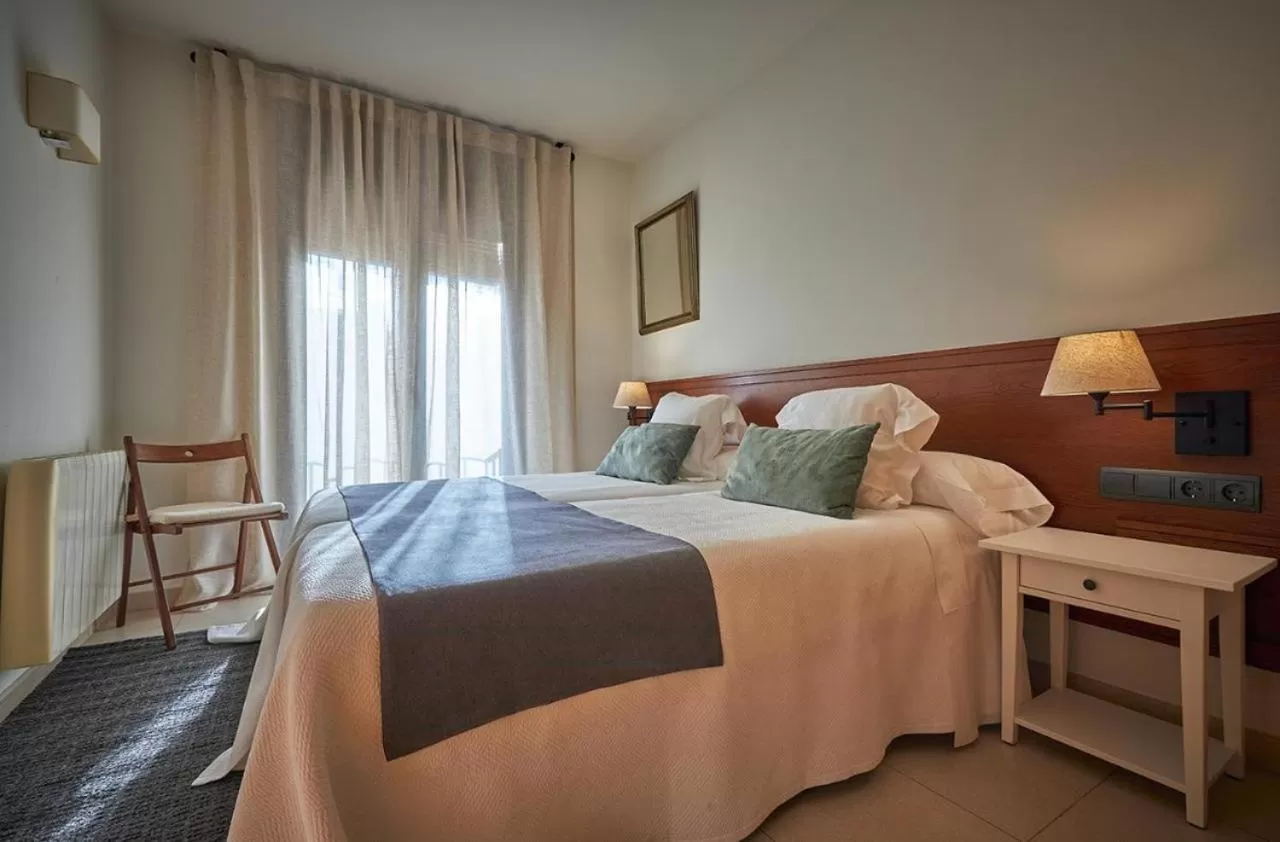 Bed in Hotel-Hostal Sport