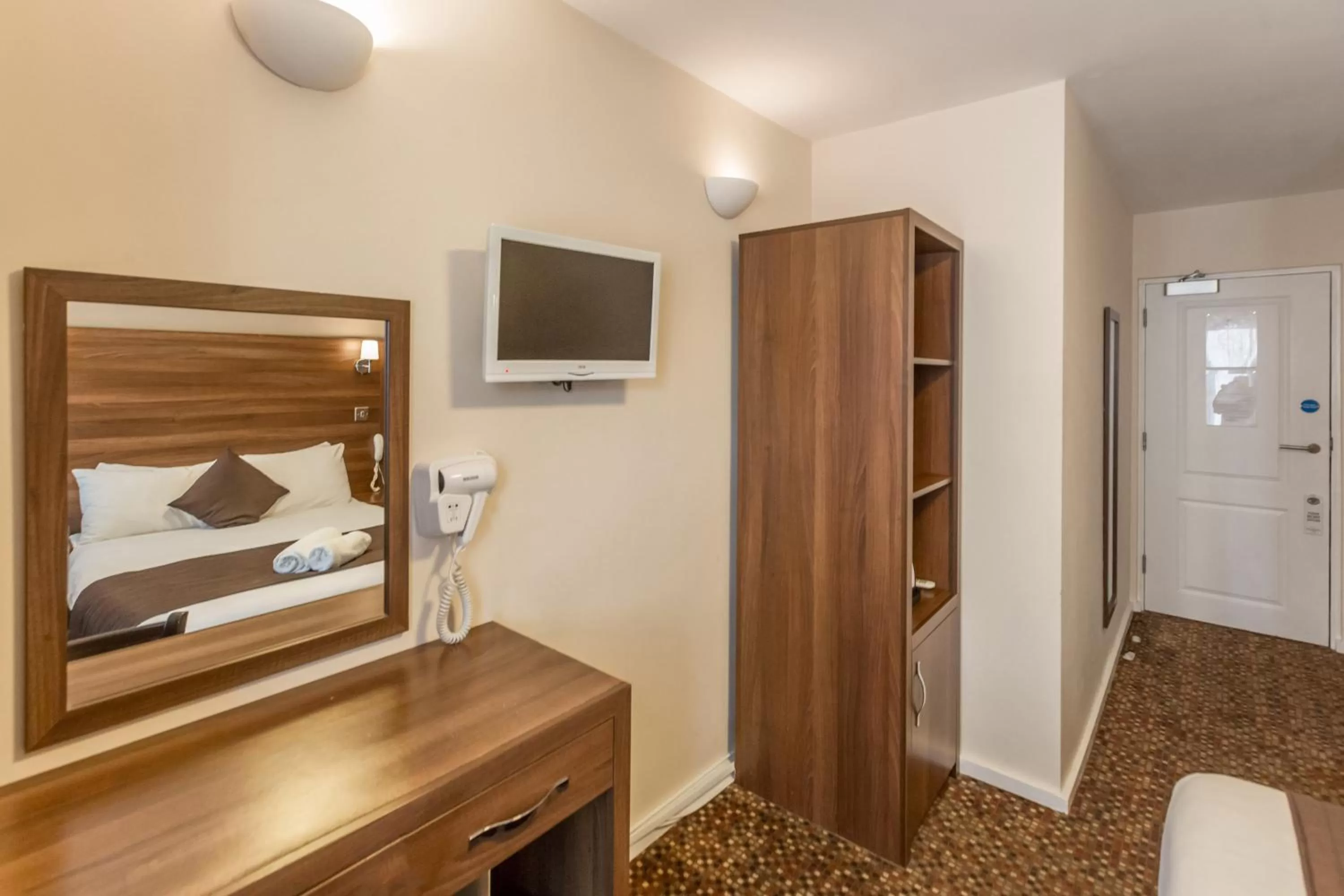 Other, Bed in Prince Regent Hotel Excel London