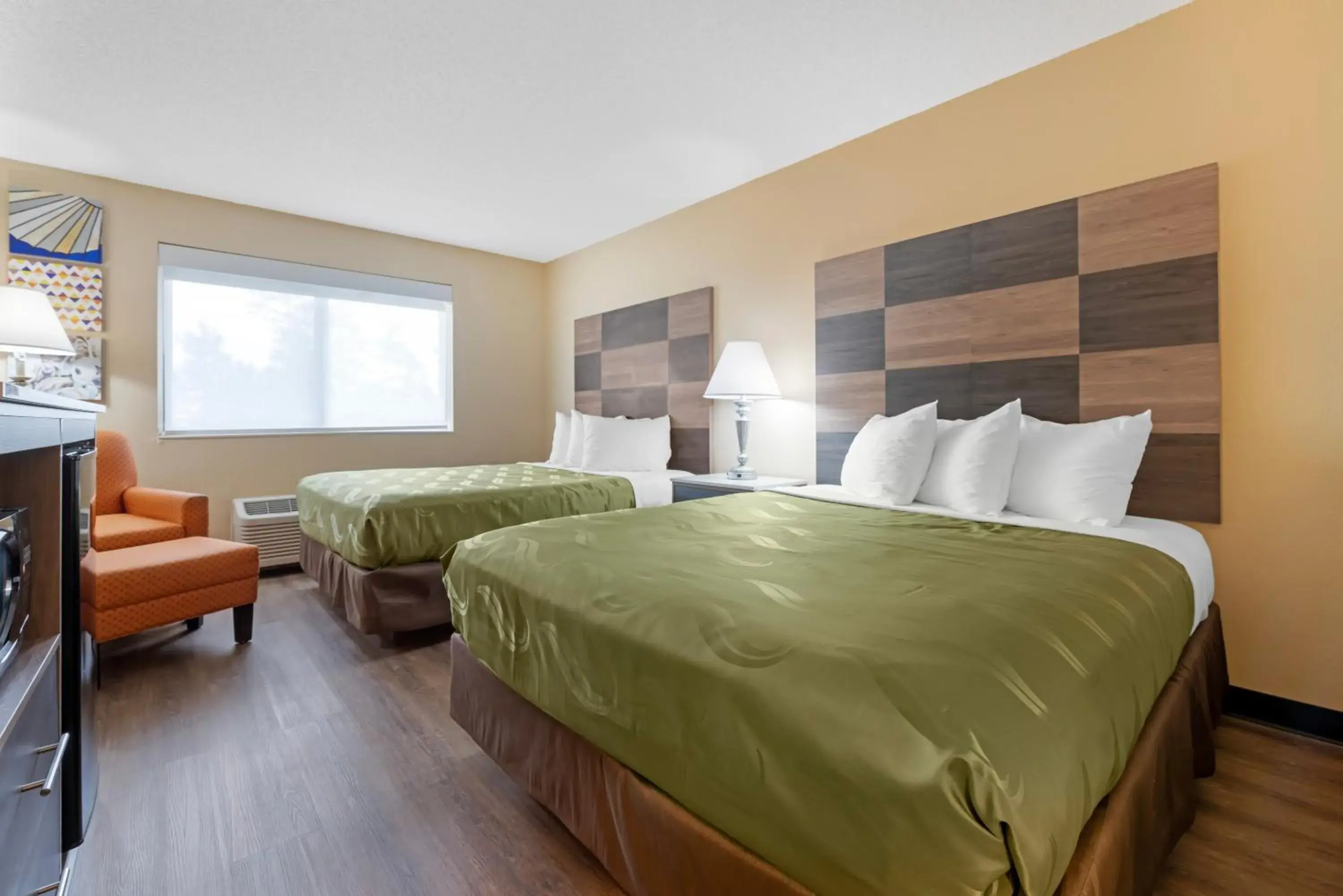 Suite with 2 Queen Beds Non Smoking in Quality Inn Bemidji Suite with 2 Queen Beds Non Smoking in Quality Inn Bemidji