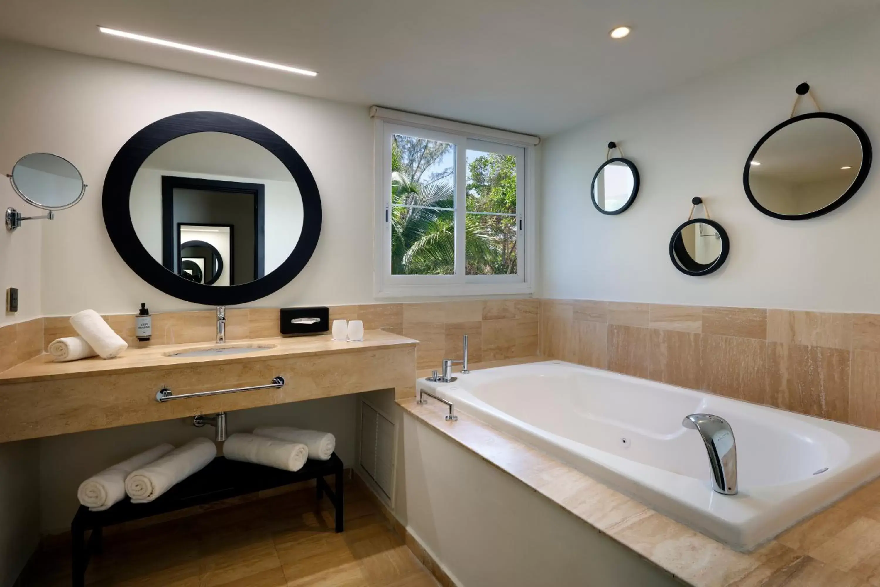 Bathroom in Grand Palladium Jamaica Resort & Spa All Inclusive