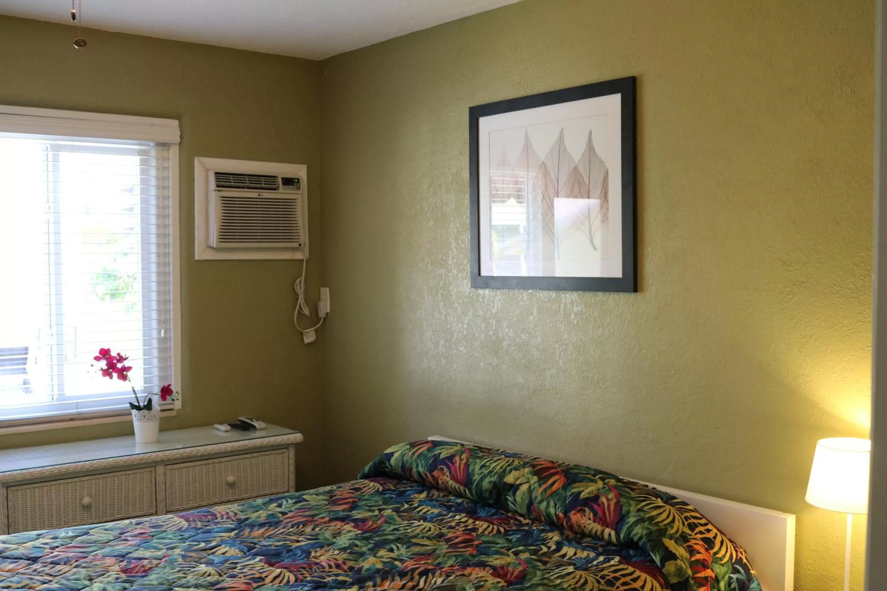 Bedroom, Bed in Ocean Drive Villas