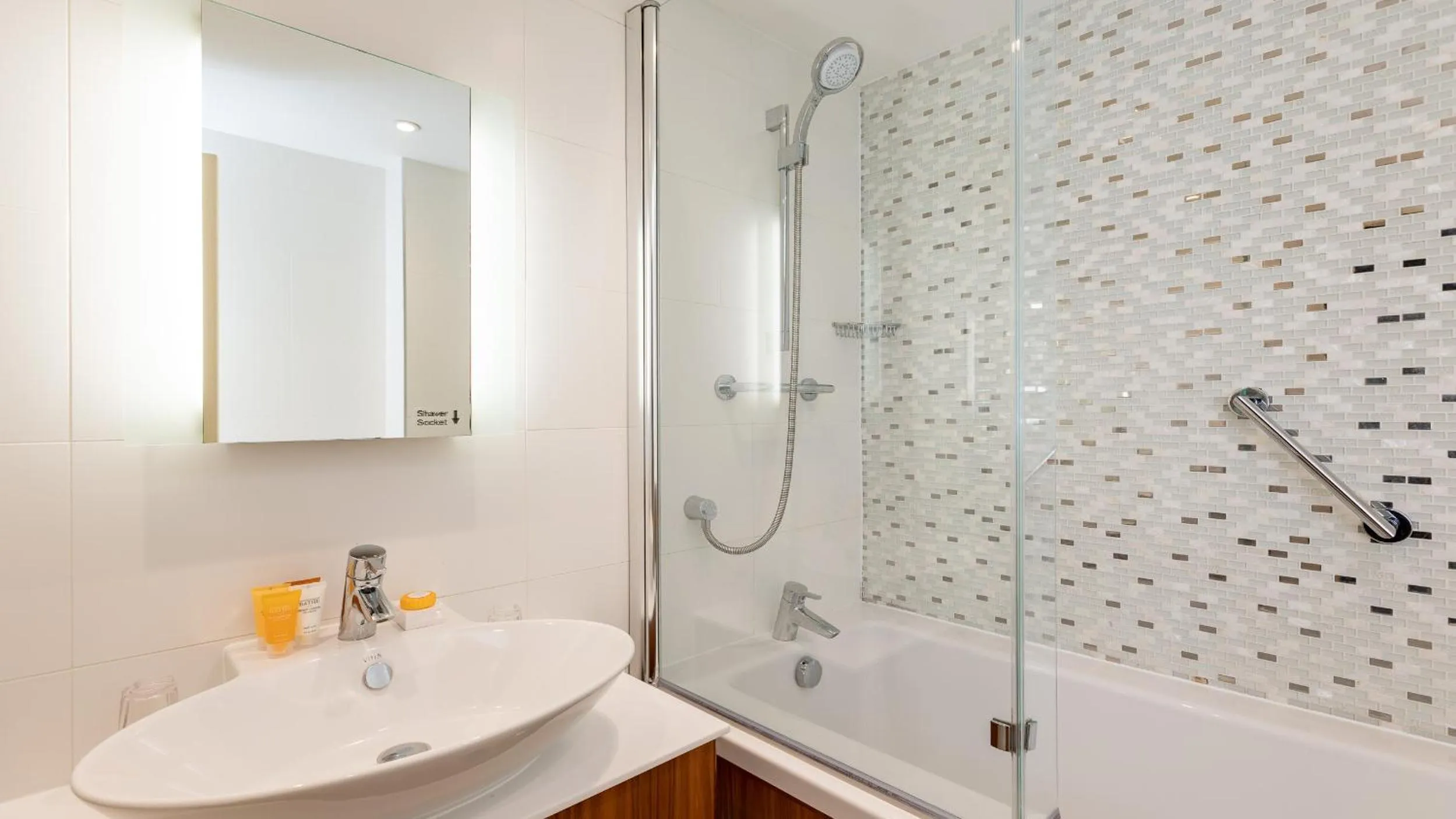 Bedroom in Wentworth Hotel