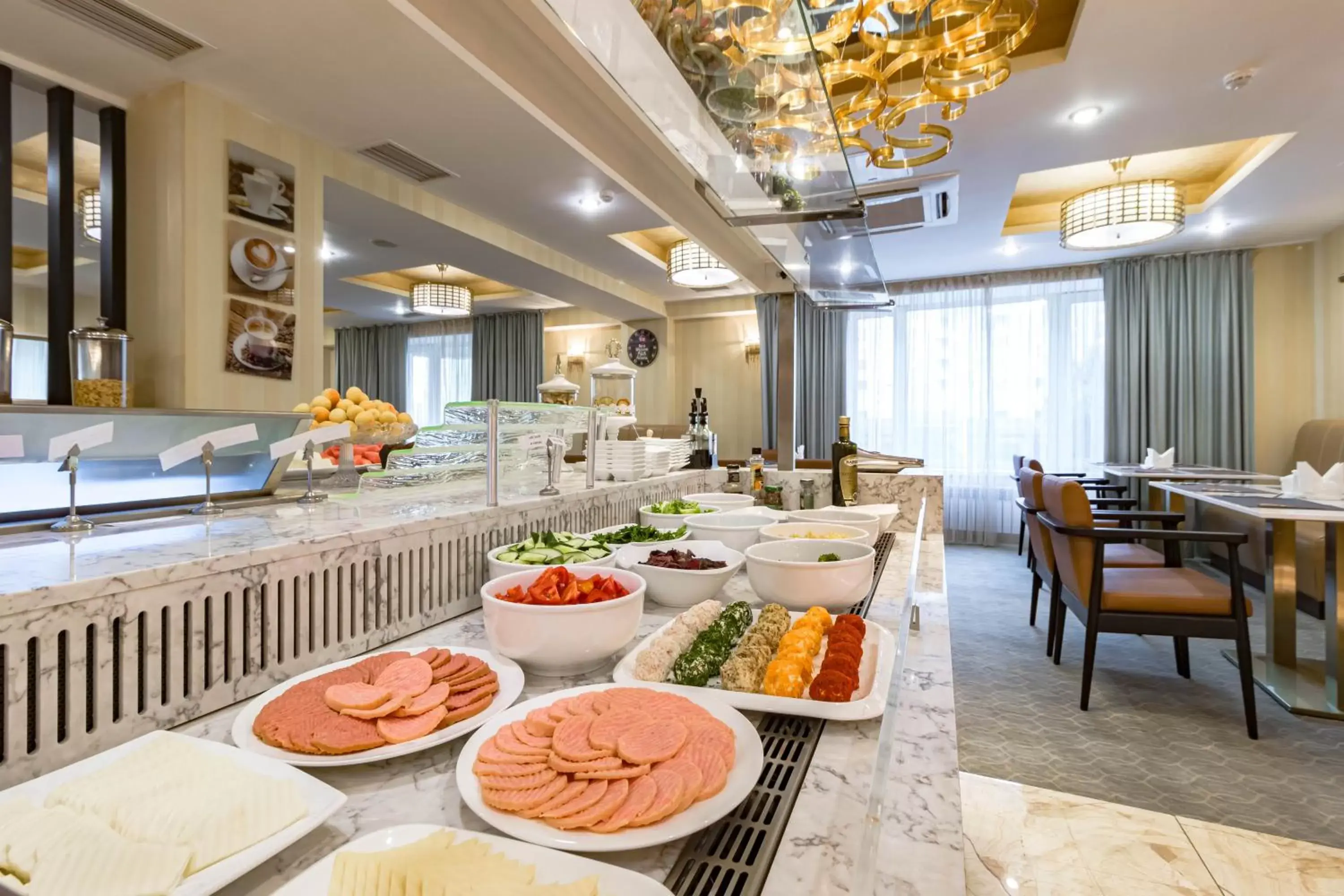 Restaurant/Places to Eat in Best Western Plus Astana Hotel