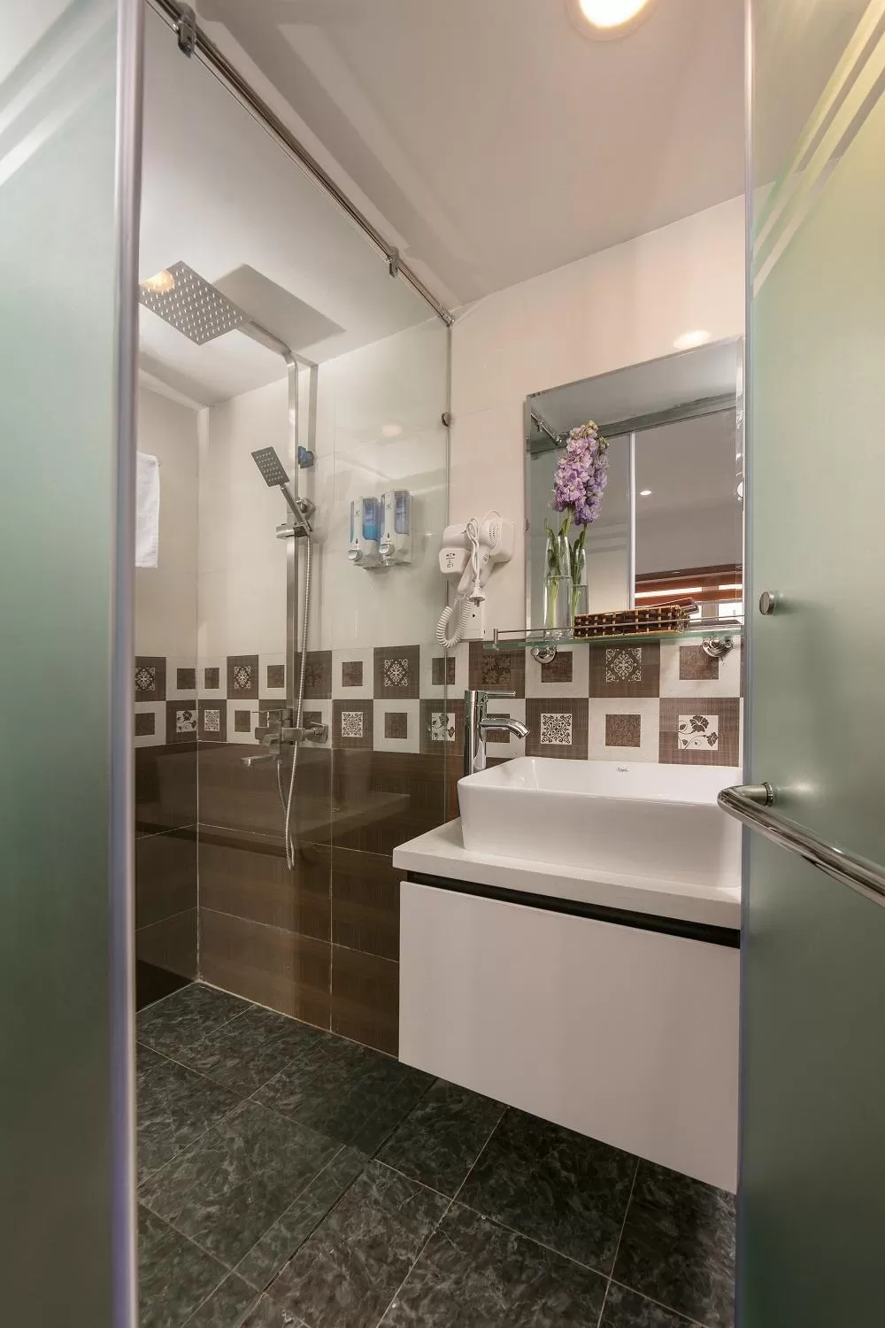 Bathroom in Hanoi Aria Central Hotel & Spa