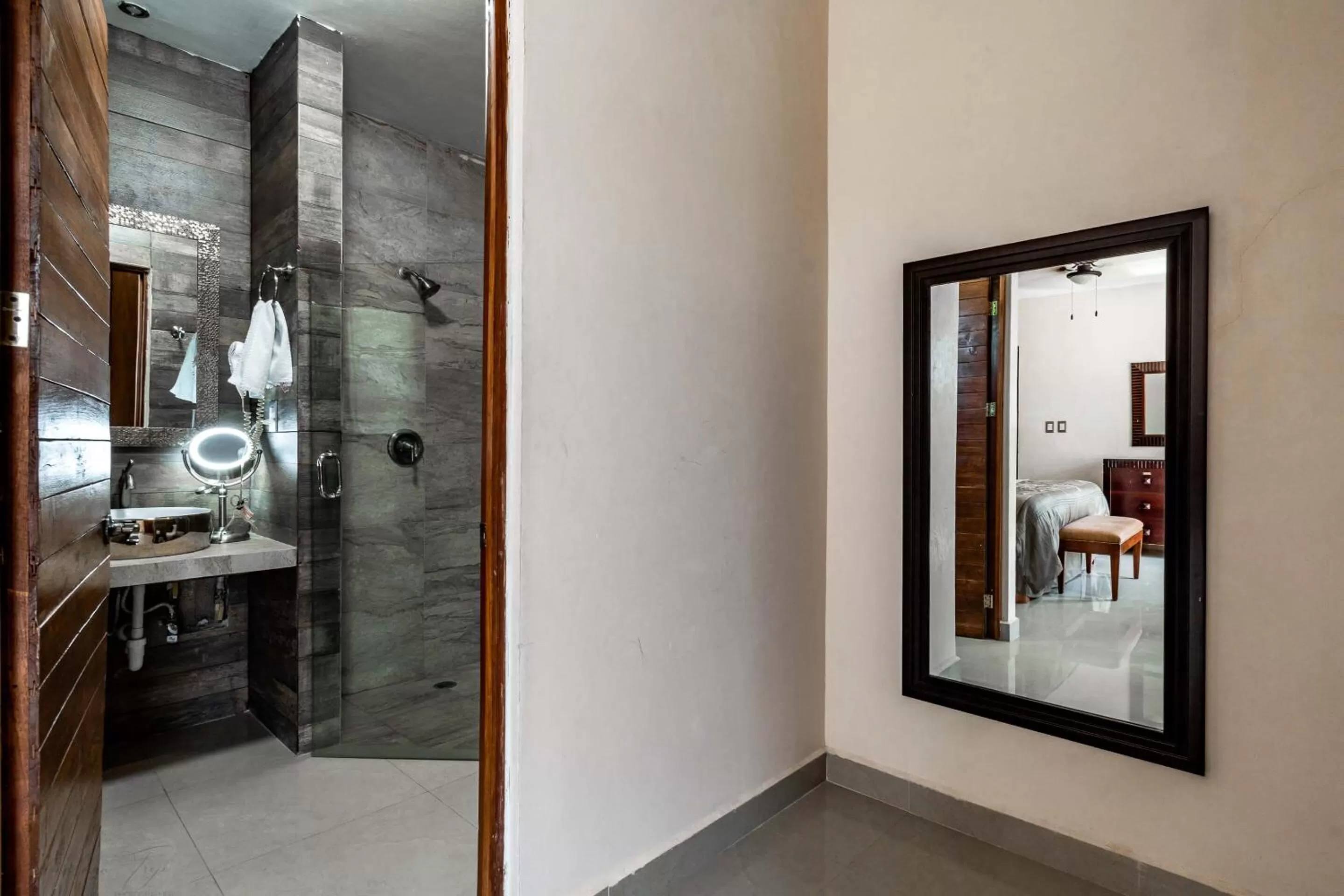 Bathroom in El Zaguán Colonial by GuruHotel