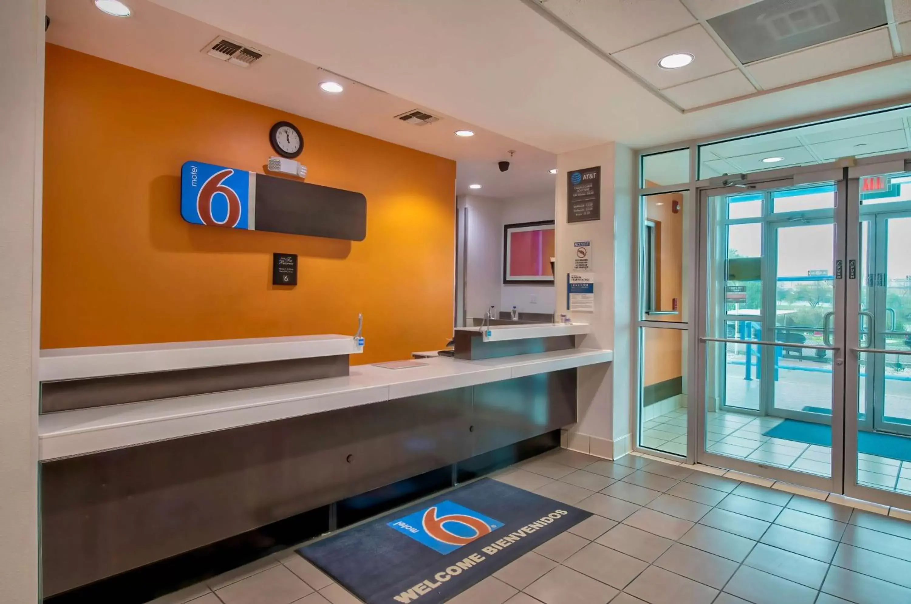 Lobby or reception, Lobby/Reception in Motel 6-Eagle Pass, TX - Lakeside