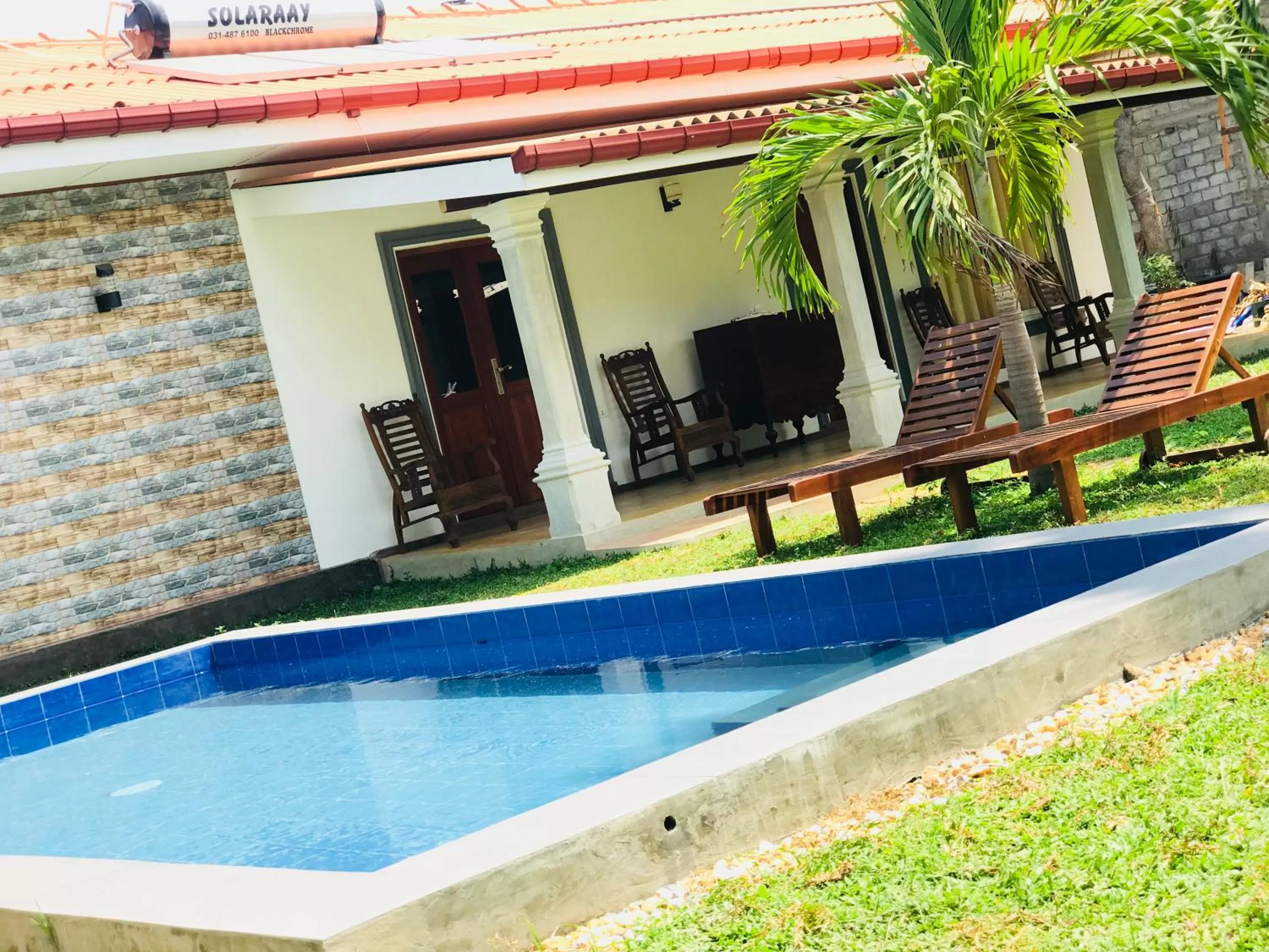 Swimming Pool in Ocean Gate Negombo