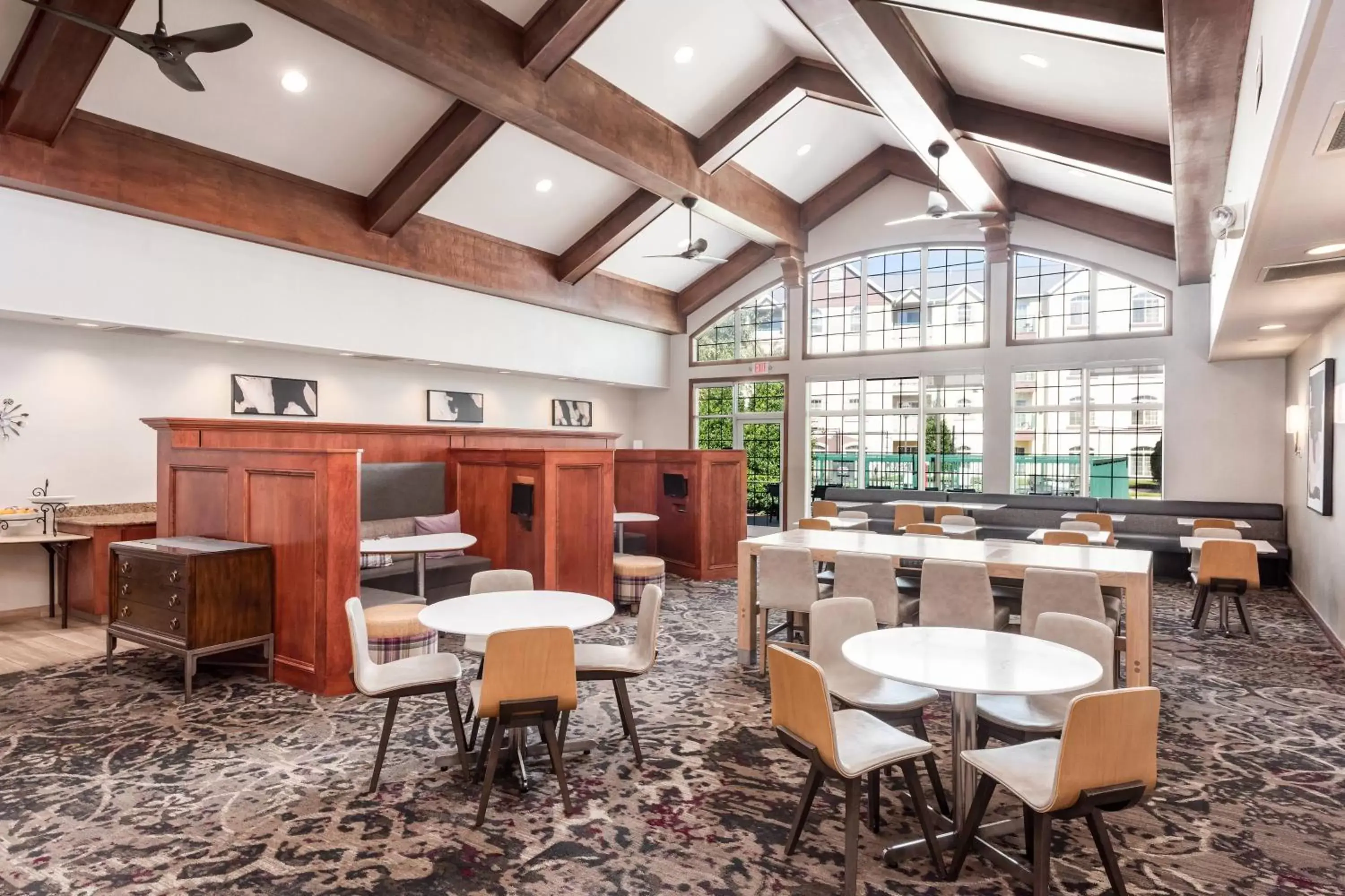 Restaurant/places to eat, Lounge/Bar in Residence Inn Springfield