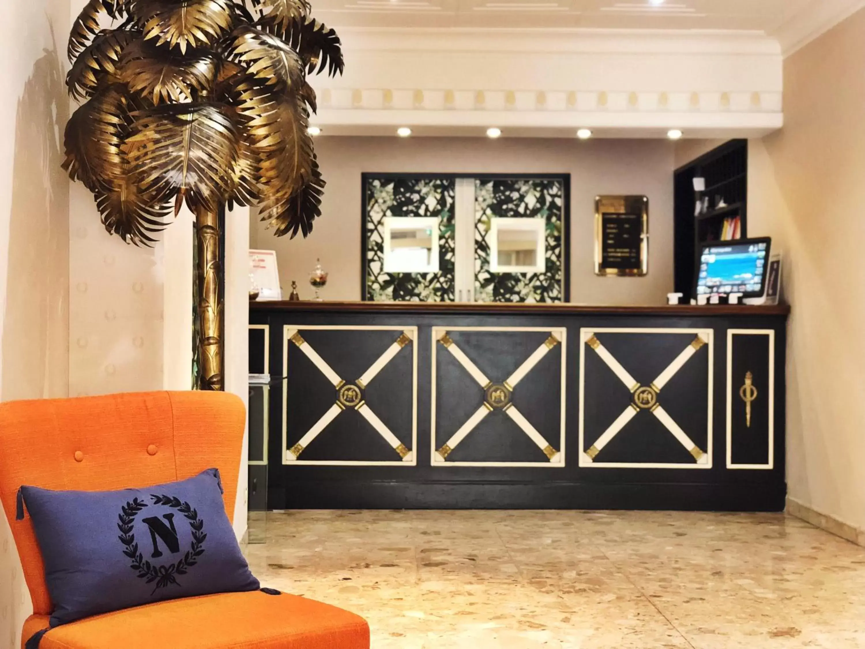 Lobby or reception in Napoleon Lobby or reception in Napoleon