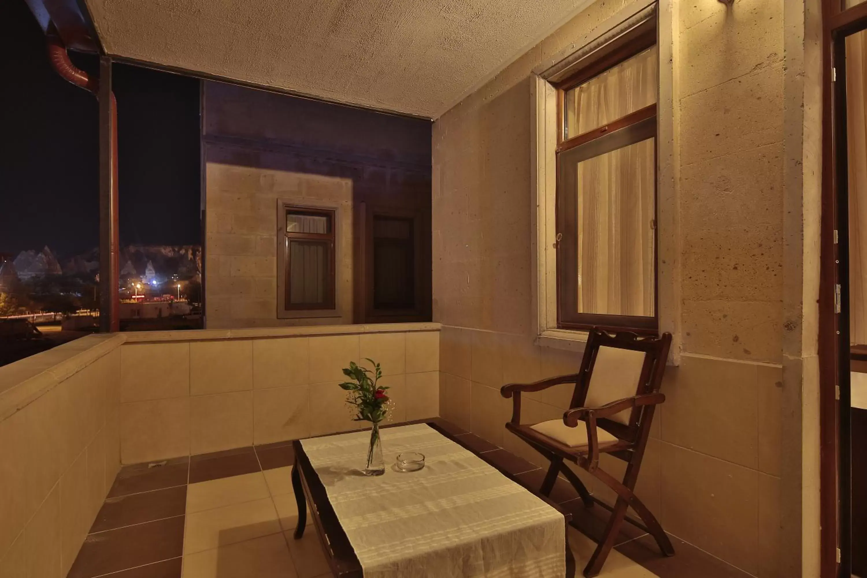 Balcony/Terrace, Dining Area in Royal Stone Houses - Goreme