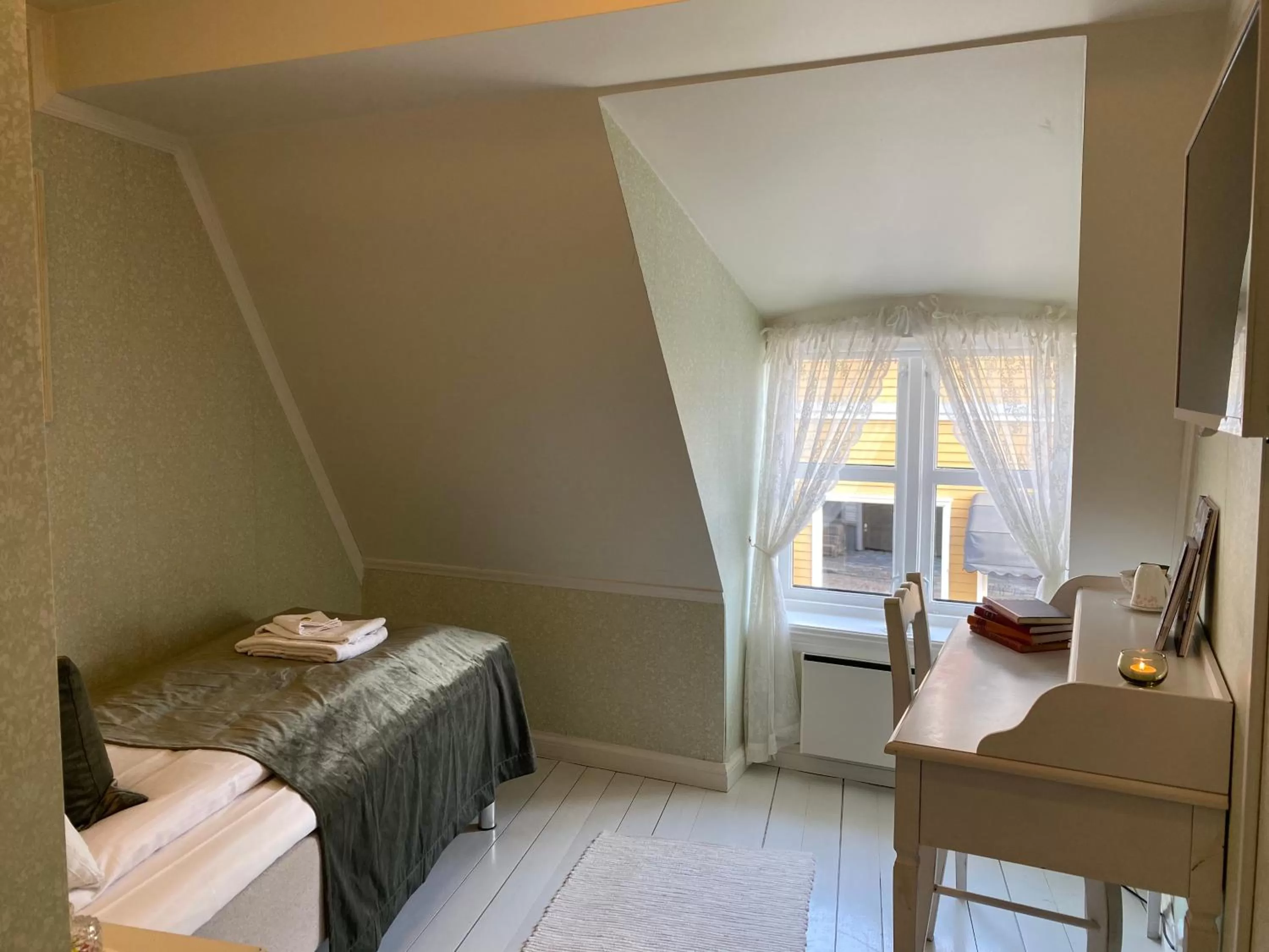 Bed in Gamlebyen Hotell - Fredrikstad